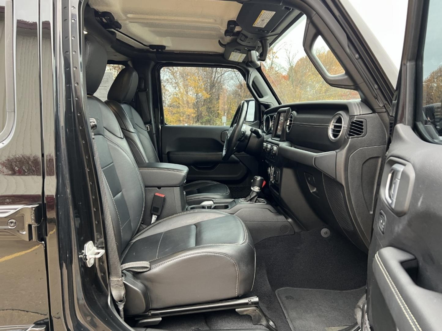 2021 BLACK /Black Leather Jeep Gladiator Overland (1C6HJTFG3ML) with an 3.6L V6 engine, Automatic transmission, located at 2990 Old Orchard Rd., Jackson, MO, 63755, 37.354214, -89.612106 - 2021 Jeep Gladiator Overland 1-Owner 98xxx miles 4x4 3.6L V6 Automatic Leather New Tires Navigation Heated Seats Heated Steering Wheel Backup Camera Bluetooth Remote Start Cruise Power Windows/Locks/Mirrors We have financing available and we accept trades! Fill out a credit applicati - Photo#18