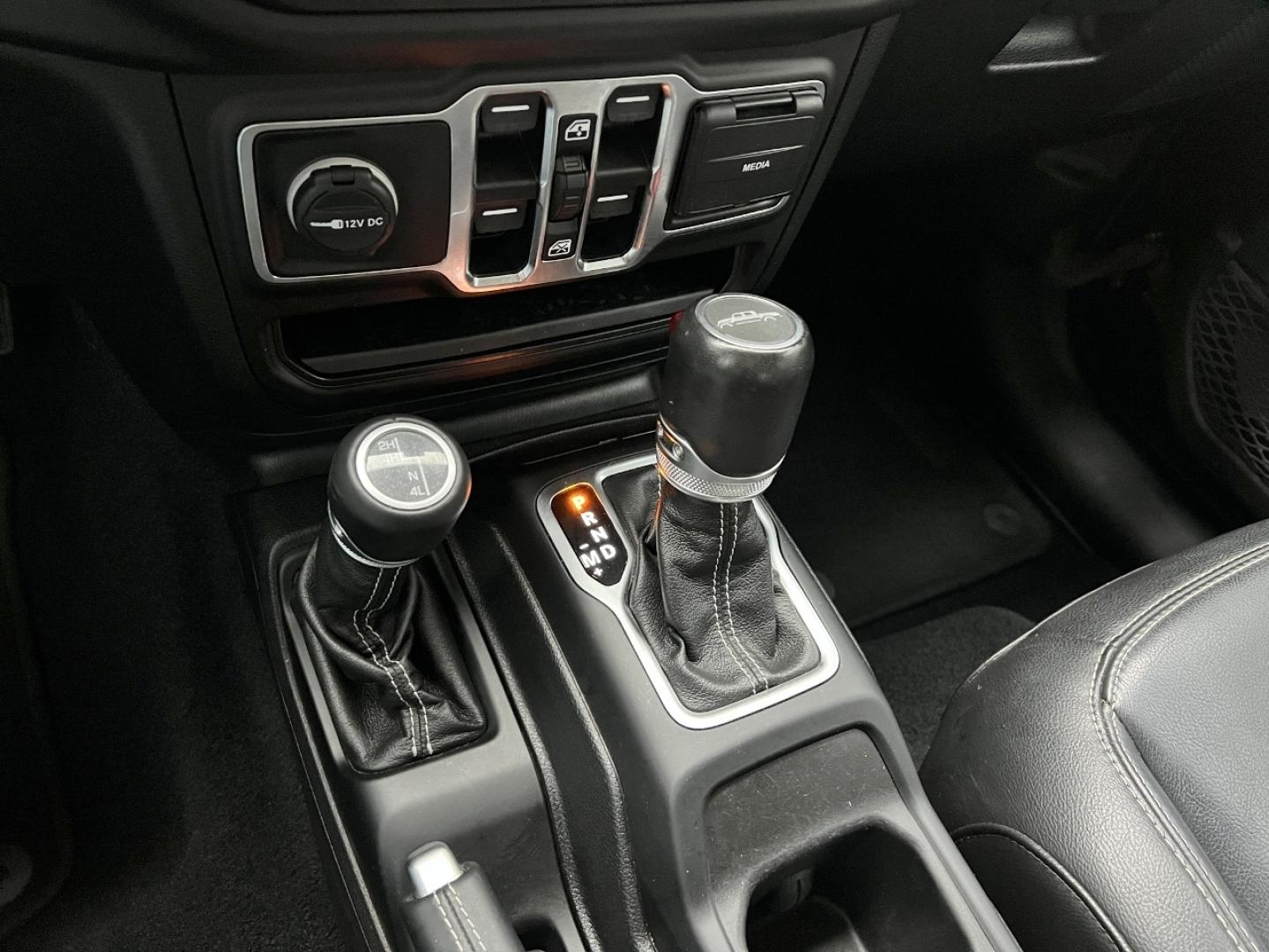 2021 BLACK /Black Leather Jeep Gladiator Overland (1C6HJTFG3ML) with an 3.6L V6 engine, Automatic transmission, located at 2990 Old Orchard Rd., Jackson, MO, 63755, 37.354214, -89.612106 - 2021 Jeep Gladiator Overland 1-Owner 98xxx miles 4x4 3.6L V6 Automatic Leather New Tires Navigation Heated Seats Heated Steering Wheel Backup Camera Bluetooth Remote Start Cruise Power Windows/Locks/Mirrors We have financing available and we accept trades! Fill out a credit applicati - Photo#2