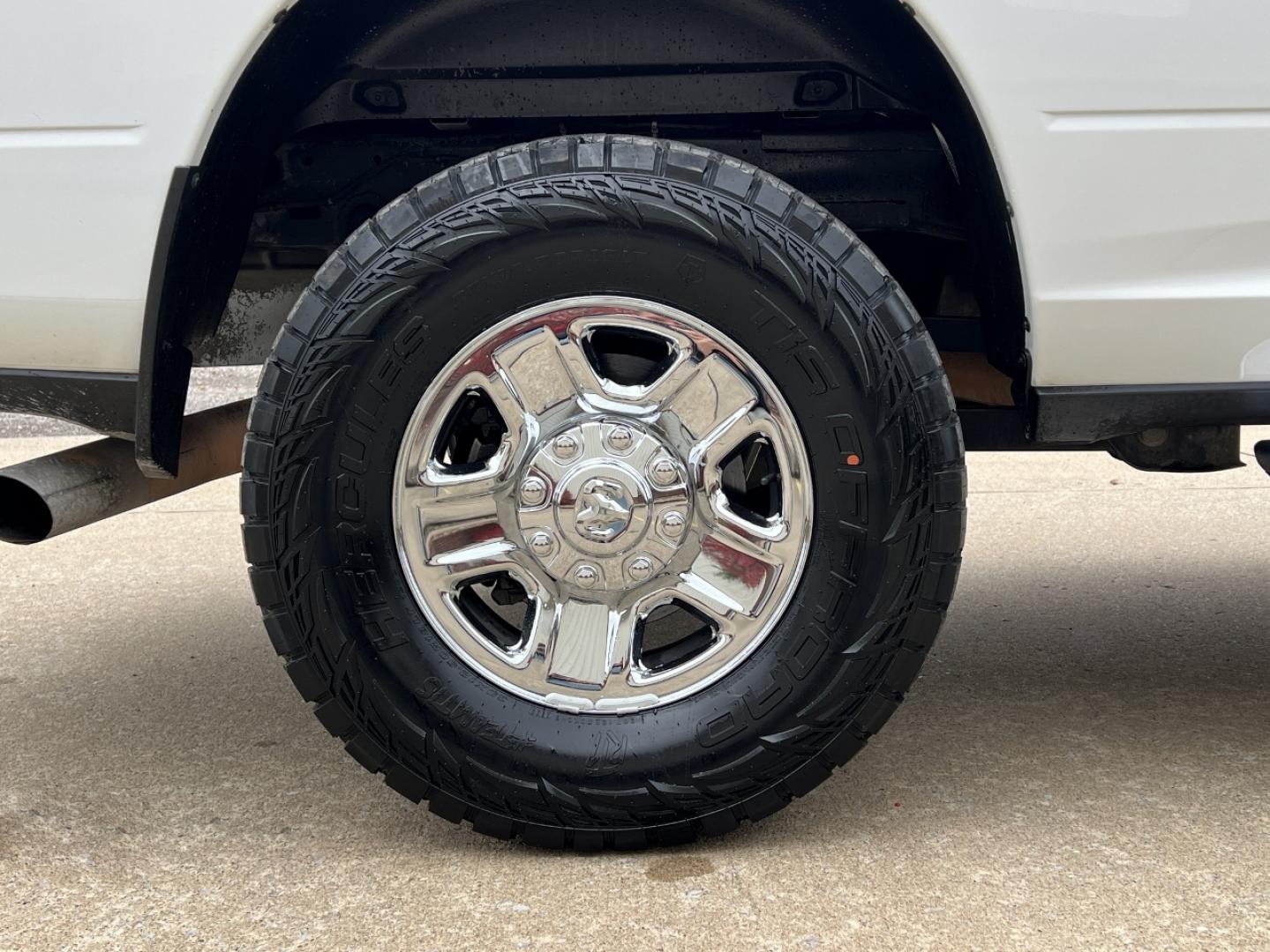 2022 WHITE /Gray Cloth RAM 2500 Tradesman Crew Cab LWB 4WD (3C6UR5HL8NG) with an 6.7L I6 TURBO DIESEL engine, Automatic transmission, located at 2990 Old Orchard Rd., Jackson, MO, 63755, 37.354214, -89.612106 - 2022 Ram 2500 Heavy Duty Tradesman 1-Owner 213xxx miles 4x4 6.7L I6 Turbo Diesel Automatic Backup Camera Bluetooth Cruise Power Windows/Locks/Mirrors We have financing available and we accept trades! Fill out a credit application on our website or come by today! If you have any questions, - Photo#33