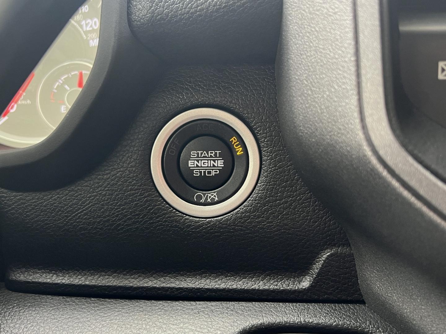 2022 WHITE /Gray Cloth RAM 2500 Tradesman Crew Cab LWB 4WD (3C6UR5HL8NG) with an 6.7L I6 TURBO DIESEL engine, Automatic transmission, located at 2990 Old Orchard Rd., Jackson, MO, 63755, 37.354214, -89.612106 - 2022 Ram 2500 Heavy Duty Tradesman 1-Owner 213xxx miles 4x4 6.7L I6 Turbo Diesel Automatic Backup Camera Bluetooth Cruise Power Windows/Locks/Mirrors We have financing available and we accept trades! Fill out a credit application on our website or come by today! If you have any questions, - Photo#21