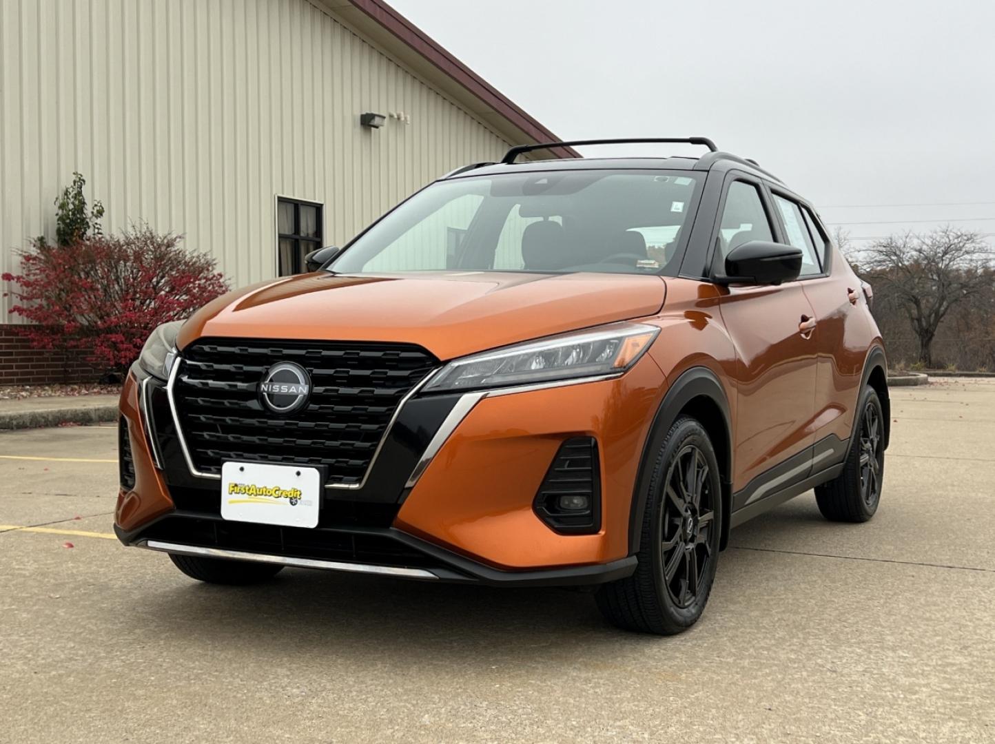2024 Orange /Black Cloth Nissan Kicks SR (3N1CP5DV5RL) with an 1.6L 4 Cyl. engine, CVT transmission, located at 2990 Old Orchard Rd., Jackson, MO, 63755, 37.354214, -89.612106 - 2024 Nissan Kicks SR 1-Owner 29xxx miles Front Wheel Drive 1.6L 4 Cyl. Automatic Backup Camera Bluetooth Remote Start Cruise Power Windows/Locks/Mirrors We have financing available and we accept trades! Fill out a credit application on our website or come by today! If you have any questi - Photo#4