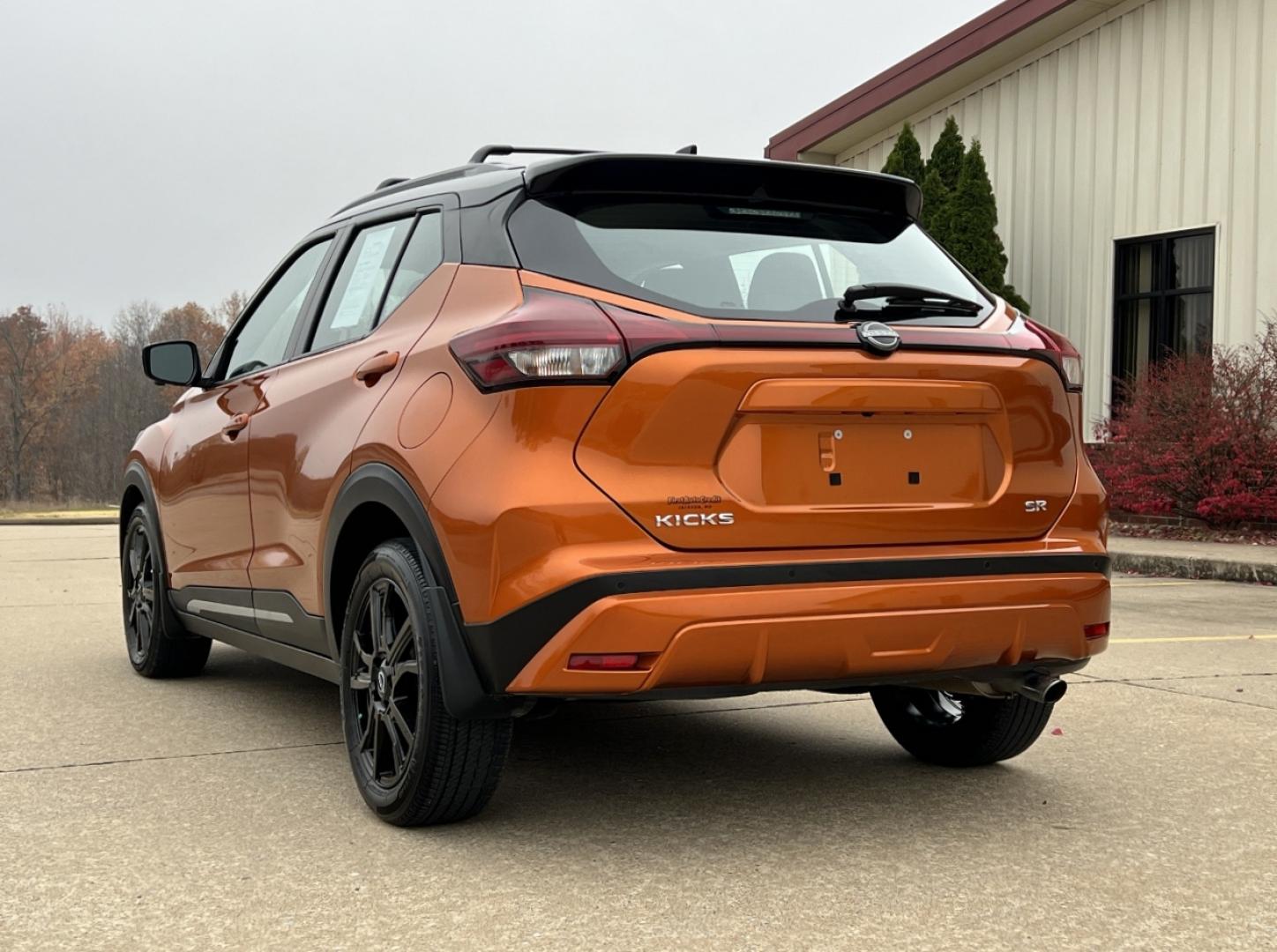 2024 Orange /Black Cloth Nissan Kicks SR (3N1CP5DV5RL) with an 1.6L 4 Cyl. engine, CVT transmission, located at 2990 Old Orchard Rd., Jackson, MO, 63755, 37.354214, -89.612106 - 2024 Nissan Kicks SR 1-Owner 29xxx miles Front Wheel Drive 1.6L 4 Cyl. Automatic Backup Camera Bluetooth Remote Start Cruise Power Windows/Locks/Mirrors We have financing available and we accept trades! Fill out a credit application on our website or come by today! If you have any questi - Photo#8