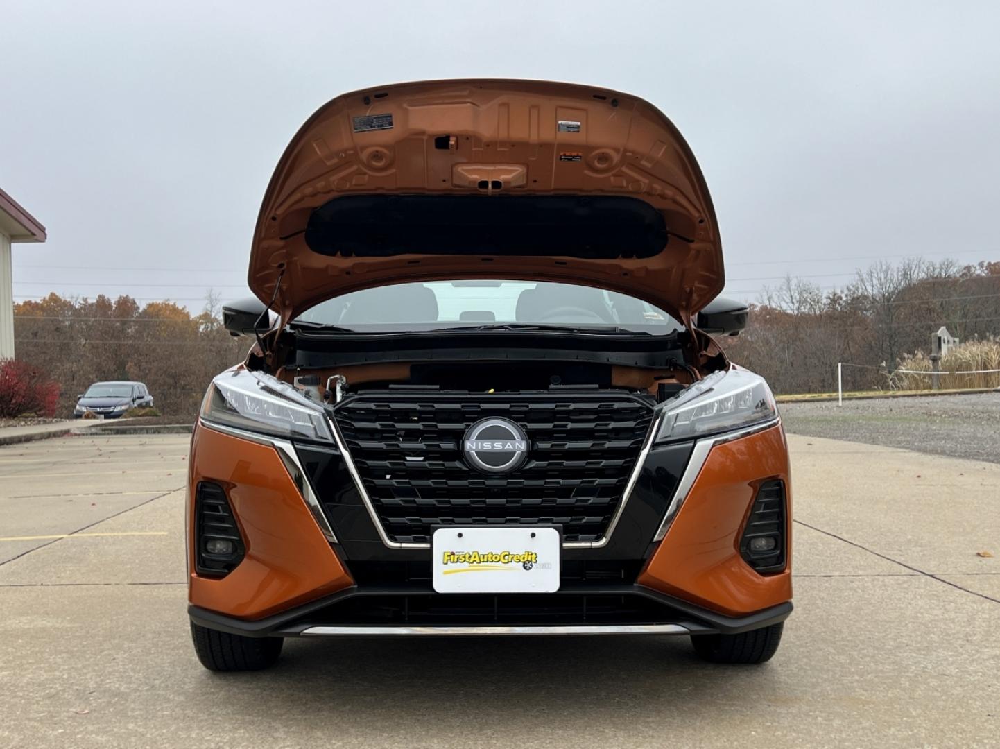 2024 Orange /Black Cloth Nissan Kicks SR (3N1CP5DV5RL) with an 1.6L 4 Cyl. engine, CVT transmission, located at 2990 Old Orchard Rd., Jackson, MO, 63755, 37.354214, -89.612106 - 2024 Nissan Kicks SR 1-Owner 29xxx miles Front Wheel Drive 1.6L 4 Cyl. Automatic Backup Camera Bluetooth Remote Start Cruise Power Windows/Locks/Mirrors We have financing available and we accept trades! Fill out a credit application on our website or come by today! If you have any questi - Photo#29