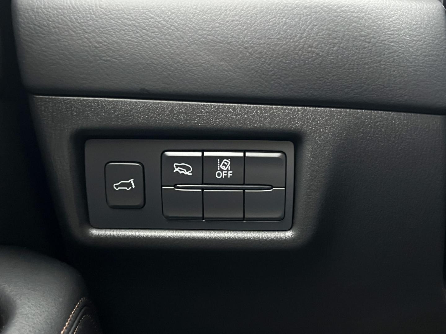 2021 SILVER /Black Leather Mazda CX-5 Grand Touring Reserve AWD (JM3KFBAYXM0) with an 2.5L 4 Cyl. engine, Automatic transmission, located at 2990 Old Orchard Rd., Jackson, MO, 63755, 37.354214, -89.612106 - 2021 Mazda CX-5 Grand Touring Reserve 56xxx miles All Wheel Drive 2.5L 4 Cyl. Automatic Leather Navigation Capability Power/Heated/Cooled Seats Heated Steering Wheel Backup Camera Sunroof Heads Up Display Bluetooth Cruise Power Windows/Locks/Mirrors We have financing available and we - Photo#29