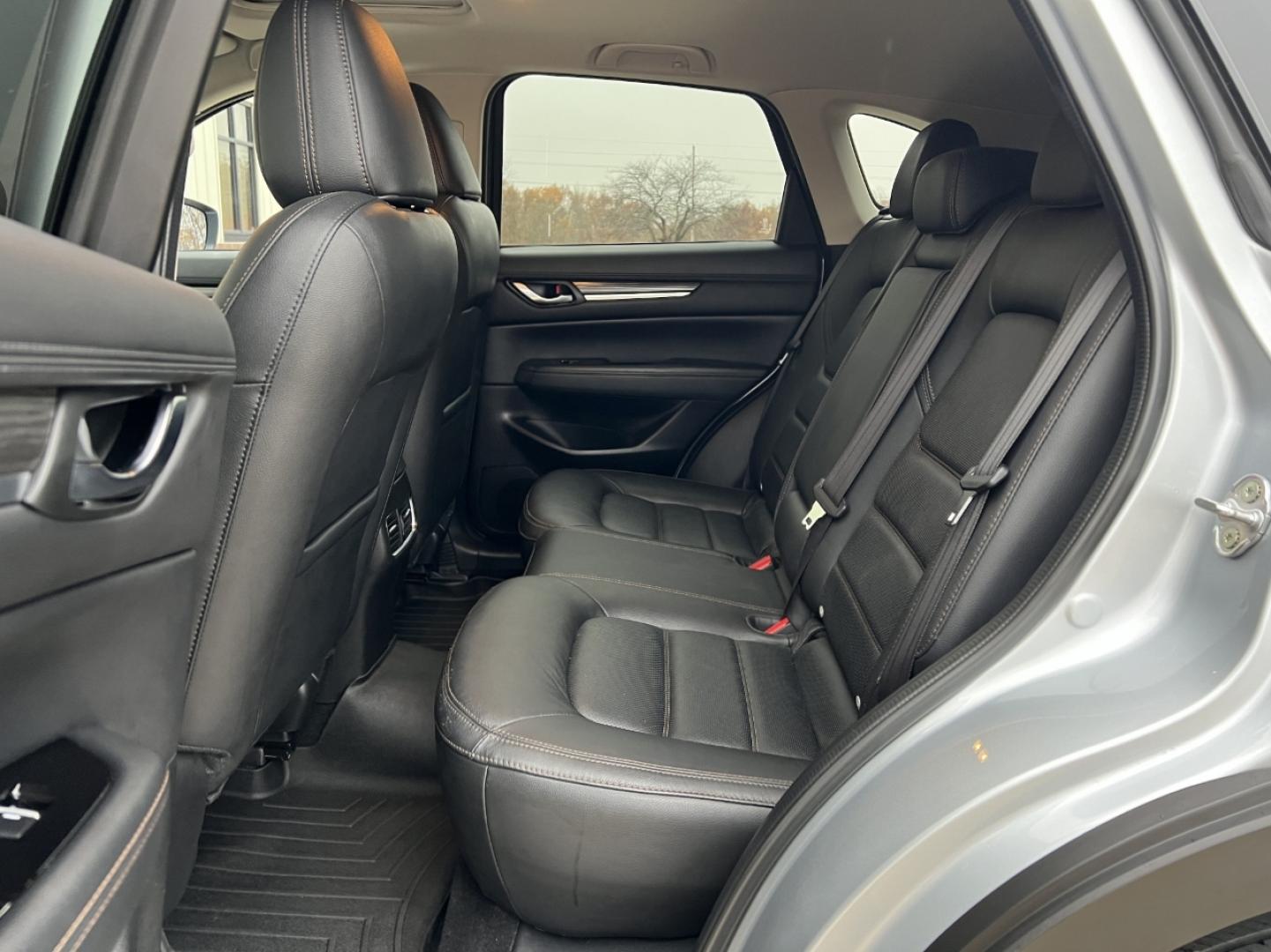 2021 SILVER /Black Leather Mazda CX-5 Grand Touring Reserve AWD (JM3KFBAYXM0) with an 2.5L 4 Cyl. engine, Automatic transmission, located at 2990 Old Orchard Rd., Jackson, MO, 63755, 37.354214, -89.612106 - 2021 Mazda CX-5 Grand Touring Reserve 56xxx miles All Wheel Drive 2.5L 4 Cyl. Automatic Leather Navigation Capability Power/Heated/Cooled Seats Heated Steering Wheel Backup Camera Sunroof Heads Up Display Bluetooth Cruise Power Windows/Locks/Mirrors We have financing available and we - Photo#17