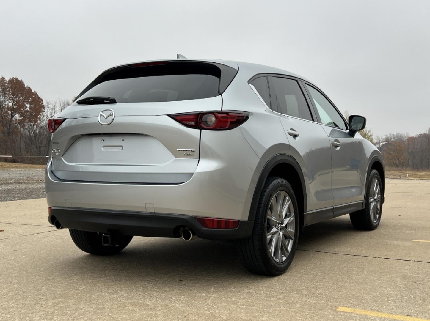 2021 SILVER /Black Leather Mazda CX-5 Grand Touring Reserve AWD (JM3KFBAYXM0) with an 2.5L 4 Cyl. engine, Automatic transmission, located at 2990 Old Orchard Rd., Jackson, MO, 63755, 37.354214, -89.612106 - 2021 Mazda CX-5 Grand Touring Reserve 56xxx miles All Wheel Drive 2.5L 4 Cyl. Automatic Leather Navigation Capability Power/Heated/Cooled Seats Heated Steering Wheel Backup Camera Sunroof Heads Up Display Bluetooth Cruise Power Windows/Locks/Mirrors We have financing available and we - Photo#9