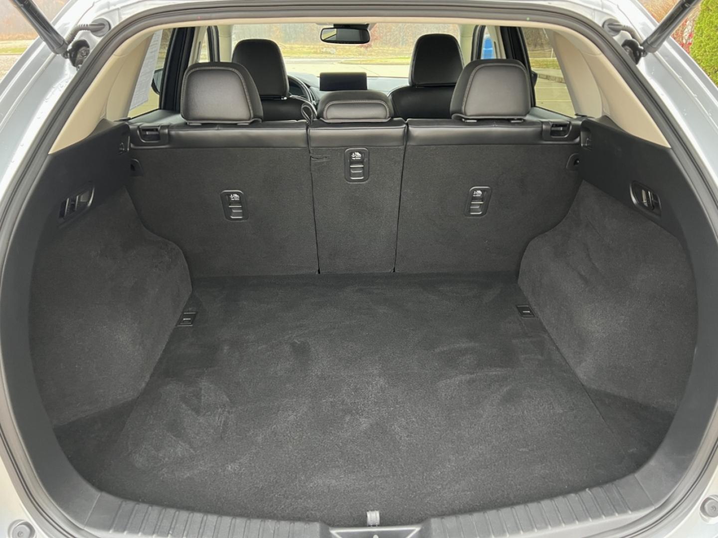 2021 SILVER /Black Leather Mazda CX-5 Grand Touring Reserve AWD (JM3KFBAYXM0) with an 2.5L 4 Cyl. engine, Automatic transmission, located at 2990 Old Orchard Rd., Jackson, MO, 63755, 37.354214, -89.612106 - 2021 Mazda CX-5 Grand Touring Reserve 56xxx miles All Wheel Drive 2.5L 4 Cyl. Automatic Leather Navigation Capability Power/Heated/Cooled Seats Heated Steering Wheel Backup Camera Sunroof Heads Up Display Bluetooth Cruise Power Windows/Locks/Mirrors We have financing available and we - Photo#20