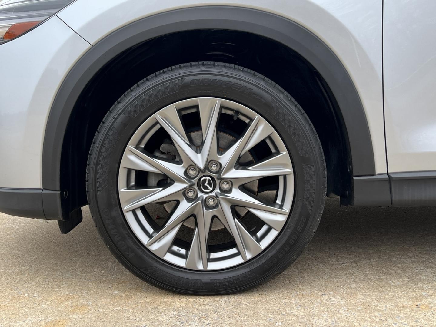 2021 SILVER /Black Leather Mazda CX-5 Grand Touring Reserve AWD (JM3KFBAYXM0) with an 2.5L 4 Cyl. engine, Automatic transmission, located at 2990 Old Orchard Rd., Jackson, MO, 63755, 37.354214, -89.612106 - 2021 Mazda CX-5 Grand Touring Reserve 56xxx miles All Wheel Drive 2.5L 4 Cyl. Automatic Leather Navigation Capability Power/Heated/Cooled Seats Heated Steering Wheel Backup Camera Sunroof Heads Up Display Bluetooth Cruise Power Windows/Locks/Mirrors We have financing available and we - Photo#38