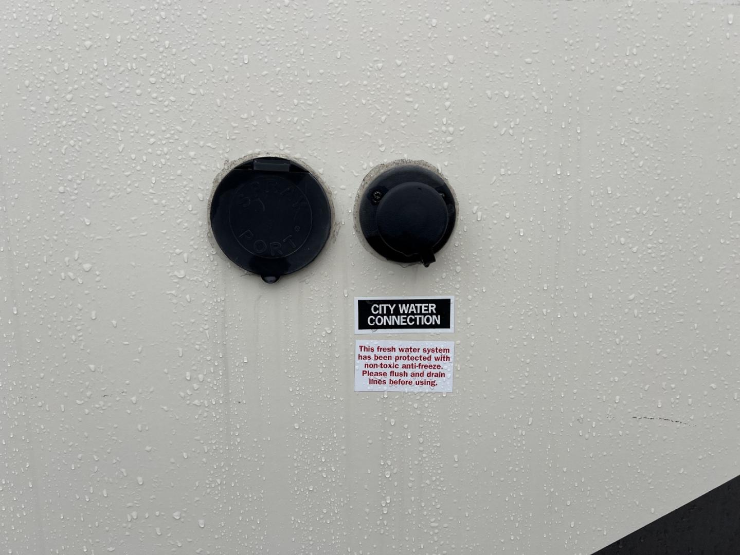 2018 TAN Gulf Stream Coach, Inc 19RBS - (1NL1DTK21J1) , located at 2990 Old Orchard Rd., Jackson, MO, 63755, 37.354214, -89.612106 - We have financing available and we accept trades! Fill out a credit application on our website or come by today! If you have any questions, give us a call at (573) 204-7777 or visit our website at firstautocredit.com. - Photo#27