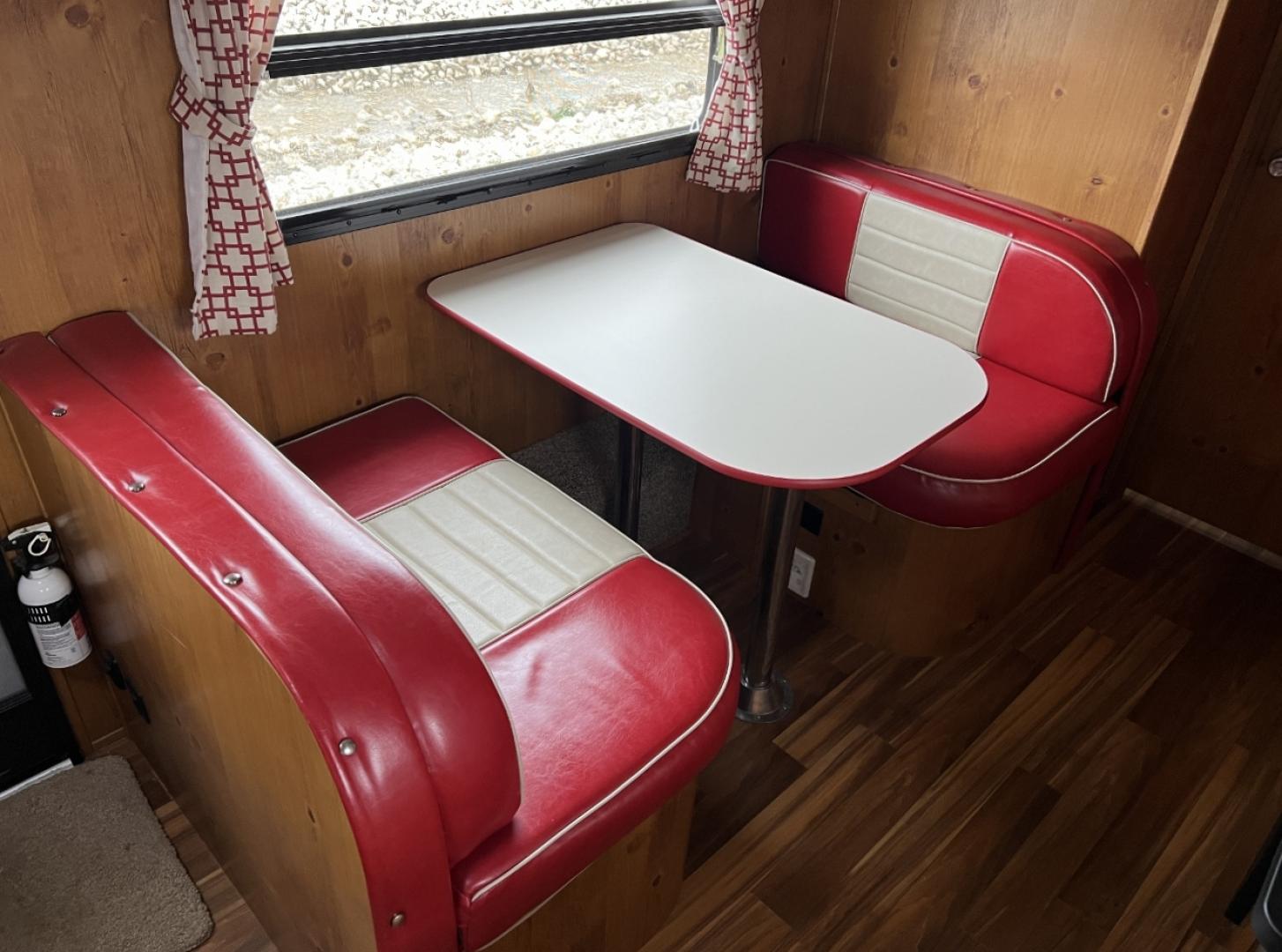 2018 TAN Gulf Stream Coach, Inc 19RBS - (1NL1DTK21J1) , located at 2990 Old Orchard Rd., Jackson, MO, 63755, 37.354214, -89.612106 - We have financing available and we accept trades! Fill out a credit application on our website or come by today! If you have any questions, give us a call at (573) 204-7777 or visit our website at firstautocredit.com. - Photo#14