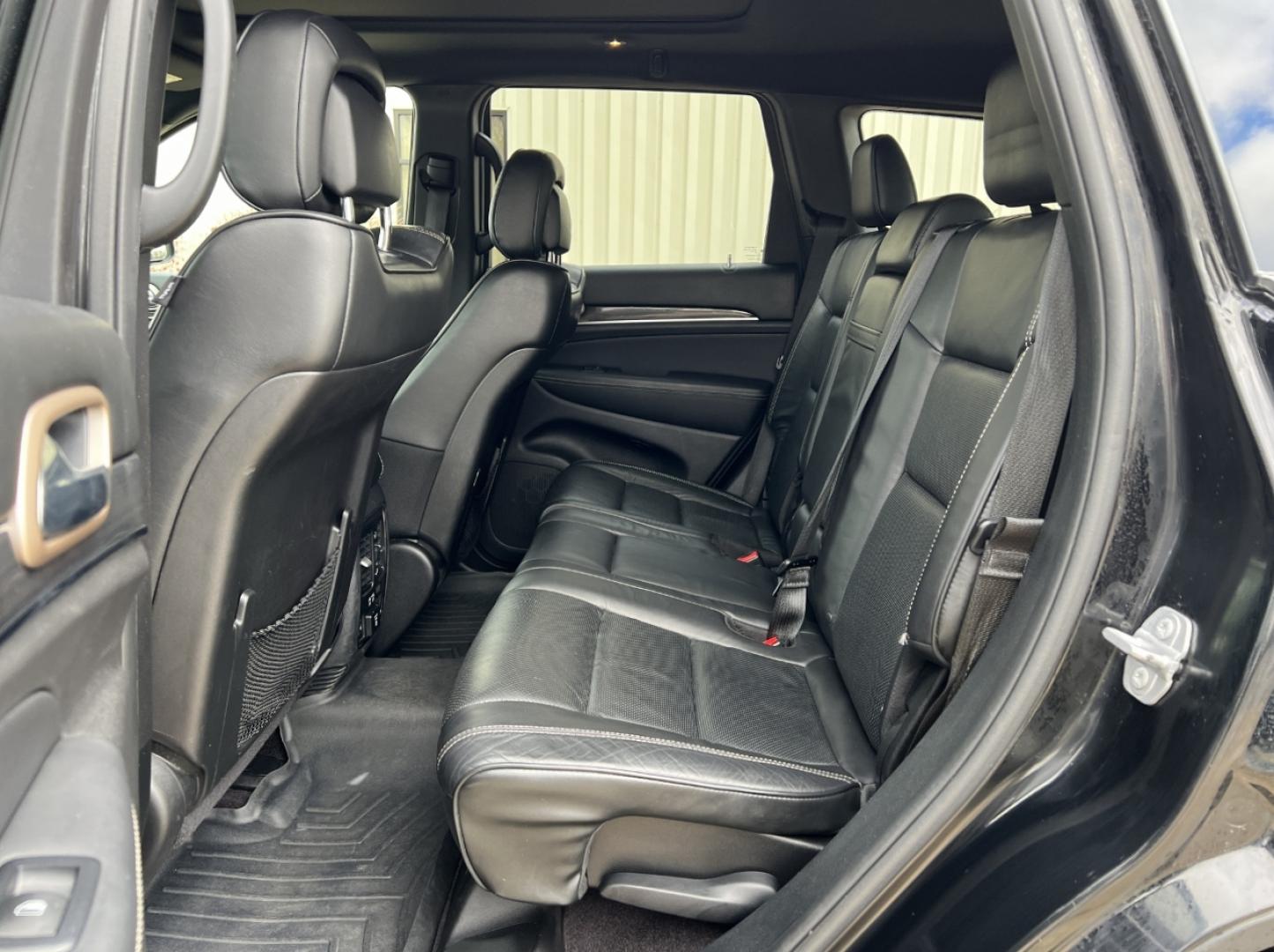 2017 BLACK /Black Leather Jeep Grand Cherokee Overland 4WD (1C4RJFCG9HC) with an 3.6L V6 engine, Automatic transmission, located at 2990 Old Orchard Rd., Jackson, MO, 63755, 37.354214, -89.612106 - 2017 Jeep Grand Cherokee Overland 1-Owner Only 75xxx miles 4 Wheel Drive 3.6L V6 Automatic Leather Navigation Power/Heated/Cooled Seats Heated Rear Seats Heated Steering Wheel Backup Camera Sunroof Bluetooth Remote Start Cruise Power Windows/Locks/Mirrors We have financing available - Photo#21