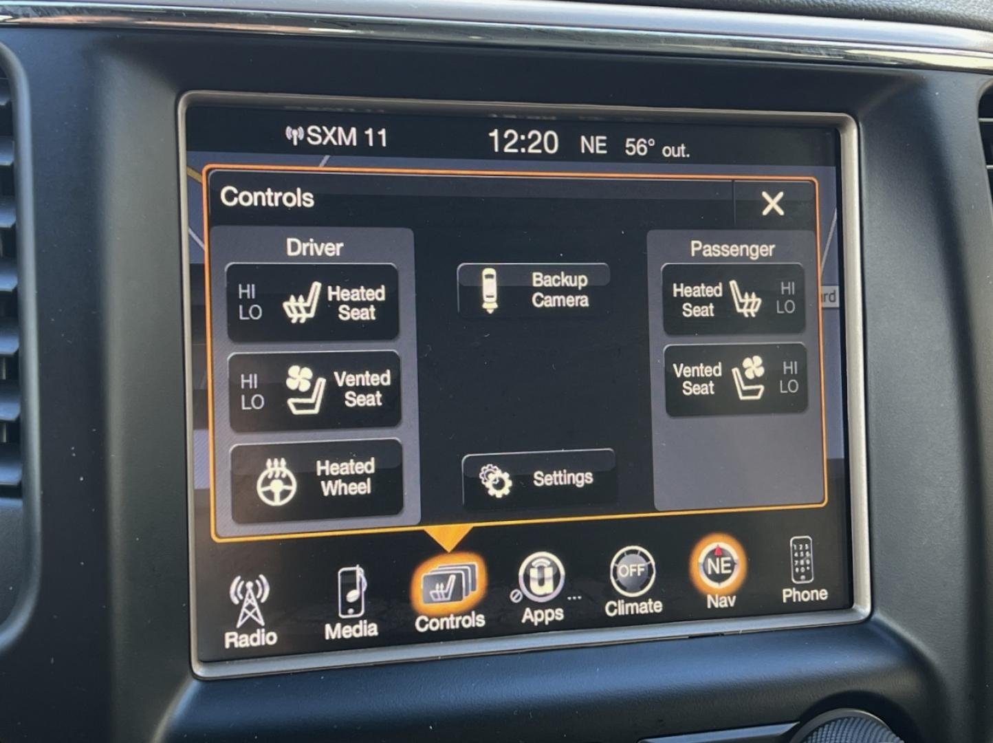 2017 BLACK /Black Leather Jeep Grand Cherokee Overland 4WD (1C4RJFCG9HC) with an 3.6L V6 engine, Automatic transmission, located at 2990 Old Orchard Rd., Jackson, MO, 63755, 37.354214, -89.612106 - 2017 Jeep Grand Cherokee Overland 1-Owner Only 75xxx miles 4 Wheel Drive 3.6L V6 Automatic Leather Navigation Power/Heated/Cooled Seats Heated Rear Seats Heated Steering Wheel Backup Camera Sunroof Bluetooth Remote Start Cruise Power Windows/Locks/Mirrors We have financing available - Photo#4