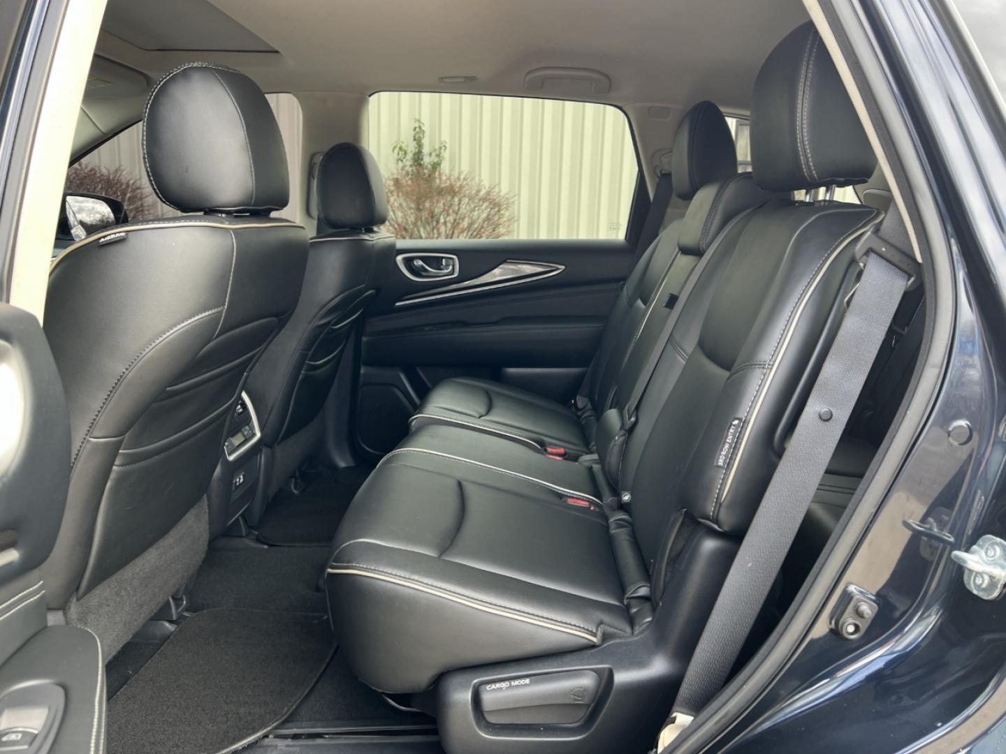 2020 BLUE /Black Leather Infiniti QX60 Luxe AWD (5N1DL0MM6LC) with an 3.5L V6 engine, CVT transmission, located at 2990 Old Orchard Rd., Jackson, MO, 63755, 37.354214, -89.612106 - 2020 Infiniti QX60 Luxe 72xxx miles All Wheel Drive 3.5L V6 Automatic Leather 3rd Row Backup Camera Power/Heated Seats Sunroof Bluetooth Remote Start Cruise Power Windows/Locks/Mirrors We have financing available and we accept trades! Fill out a credit application on our website or com - Photo#18