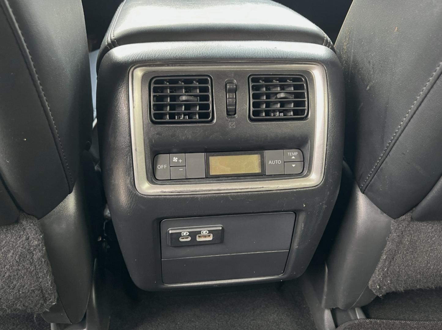 2020 BLUE /Black Leather Infiniti QX60 Luxe AWD (5N1DL0MM6LC) with an 3.5L V6 engine, CVT transmission, located at 2990 Old Orchard Rd., Jackson, MO, 63755, 37.354214, -89.612106 - 2020 Infiniti QX60 Luxe 72xxx miles All Wheel Drive 3.5L V6 Automatic Leather 3rd Row Backup Camera Power/Heated Seats Sunroof Bluetooth Remote Start Cruise Power Windows/Locks/Mirrors We have financing available and we accept trades! Fill out a credit application on our website or com - Photo#40