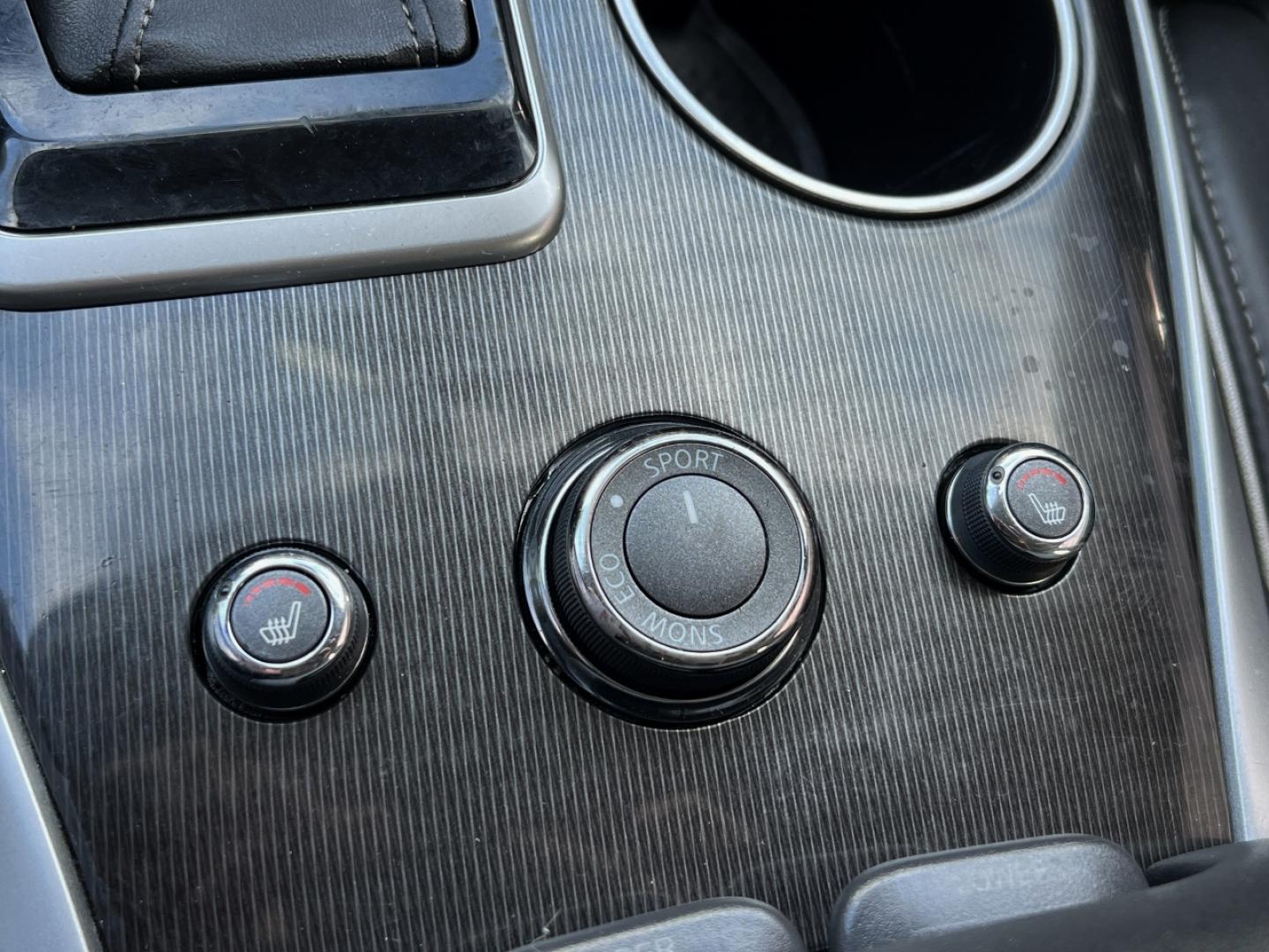 2020 BLUE /Black Leather Infiniti QX60 Luxe AWD (5N1DL0MM6LC) with an 3.5L V6 engine, CVT transmission, located at 2990 Old Orchard Rd., Jackson, MO, 63755, 37.354214, -89.612106 - 2020 Infiniti QX60 Luxe 72xxx miles All Wheel Drive 3.5L V6 Automatic Leather 3rd Row Backup Camera Power/Heated Seats Sunroof Bluetooth Remote Start Cruise Power Windows/Locks/Mirrors We have financing available and we accept trades! Fill out a credit application on our website or com - Photo#3