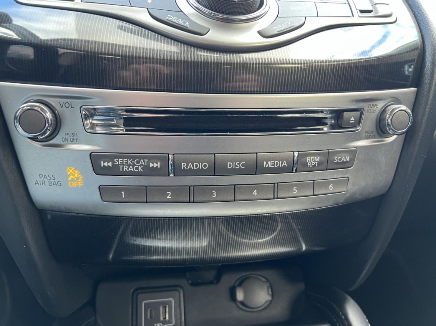 2020 BLUE /Black Leather Infiniti QX60 Luxe AWD (5N1DL0MM6LC) with an 3.5L V6 engine, CVT transmission, located at 2990 Old Orchard Rd., Jackson, MO, 63755, 37.354214, -89.612106 - 2020 Infiniti QX60 Luxe 72xxx miles All Wheel Drive 3.5L V6 Automatic Leather 3rd Row Backup Camera Power/Heated Seats Sunroof Bluetooth Remote Start Cruise Power Windows/Locks/Mirrors We have financing available and we accept trades! Fill out a credit application on our website or com - Photo#31