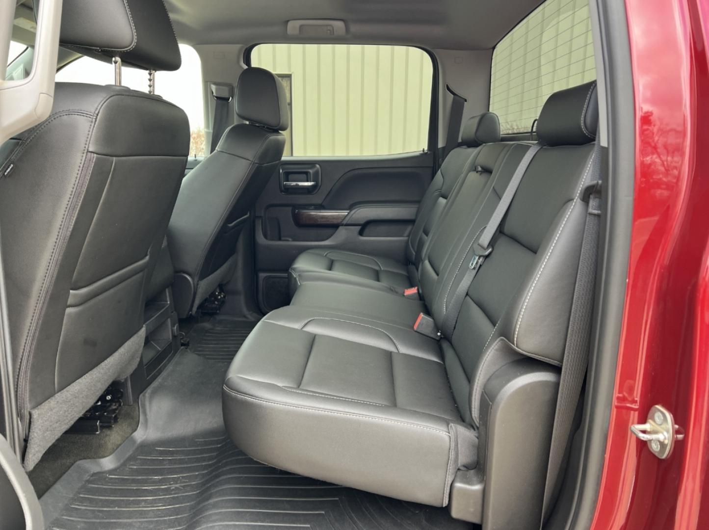 2018 MAROON /Black Leather GMC Sierra 1500 SLT Crew Cab Short Box 4WD (3GTU2NEC1JG) with an 5.3L V8 engine, Automatic transmission, located at 2990 Old Orchard Rd., Jackson, MO, 63755, 37.354214, -89.612106 - 2018 GMC Sierra 1500 SLT 1-Owner 151xxx miles 4x4 5.3L V8 Automatic Leather Navigation Power/Heated Seats Backup Camera Bluetooth Remote Start Cruise Power Windows/Locks/Mirrors We have financing available and we accept trades! Fill out a credit application on our website or come by to - Photo#18