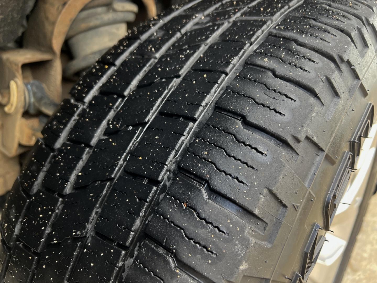 2018 MAROON /Black Leather GMC Sierra 1500 SLT Crew Cab Short Box 4WD (3GTU2NEC1JG) with an 5.3L V8 engine, Automatic transmission, located at 2990 Old Orchard Rd., Jackson, MO, 63755, 37.354214, -89.612106 - 2018 GMC Sierra 1500 SLT 1-Owner 151xxx miles 4x4 5.3L V8 Automatic Leather Navigation Power/Heated Seats Backup Camera Bluetooth Remote Start Cruise Power Windows/Locks/Mirrors We have financing available and we accept trades! Fill out a credit application on our website or come by to - Photo#33