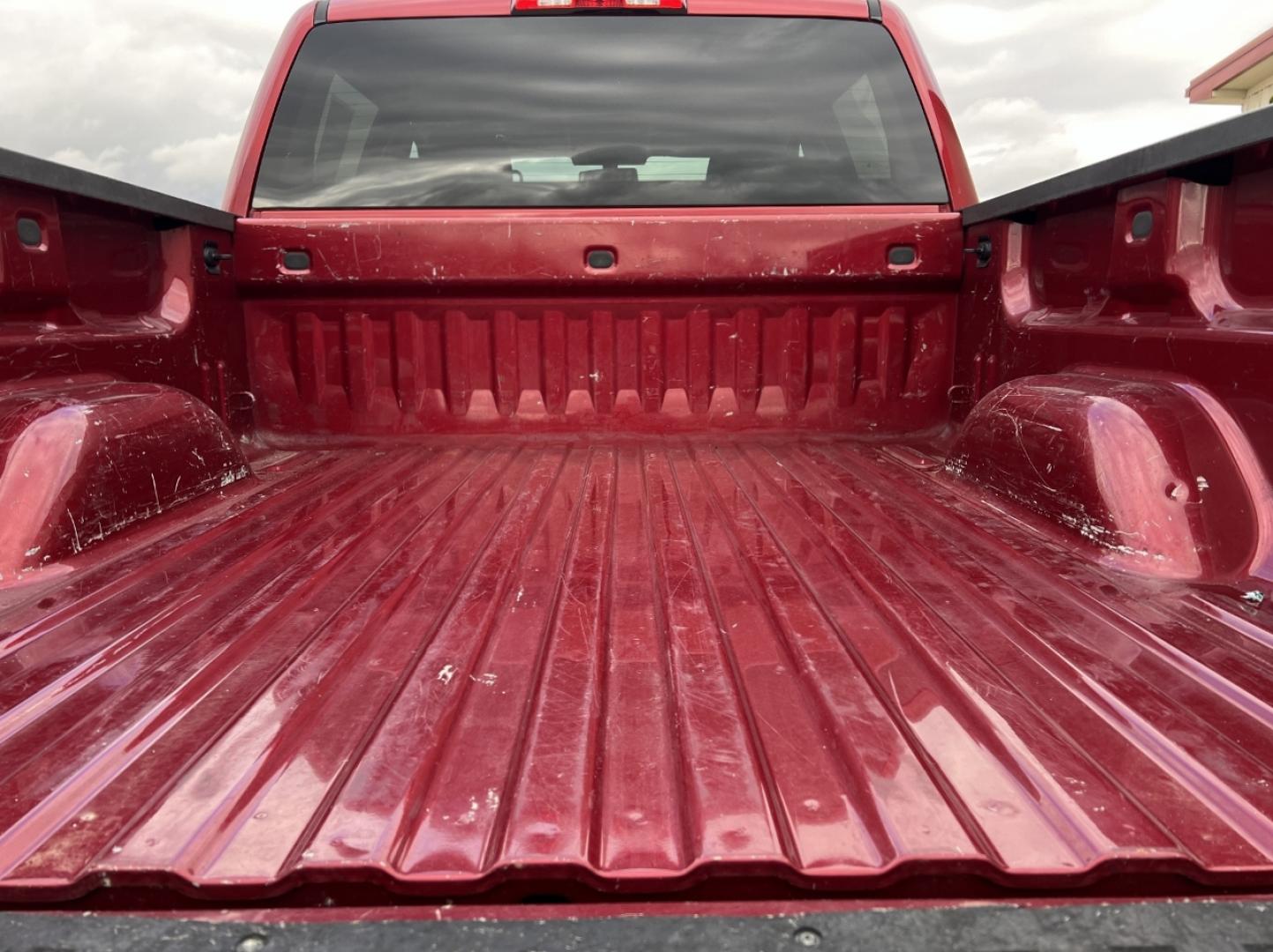 2018 MAROON /Black Leather GMC Sierra 1500 SLT Crew Cab Short Box 4WD (3GTU2NEC1JG) with an 5.3L V8 engine, Automatic transmission, located at 2990 Old Orchard Rd., Jackson, MO, 63755, 37.354214, -89.612106 - 2018 GMC Sierra 1500 SLT 1-Owner 151xxx miles 4x4 5.3L V8 Automatic Leather Navigation Power/Heated Seats Backup Camera Bluetooth Remote Start Cruise Power Windows/Locks/Mirrors We have financing available and we accept trades! Fill out a credit application on our website or come by to - Photo#22