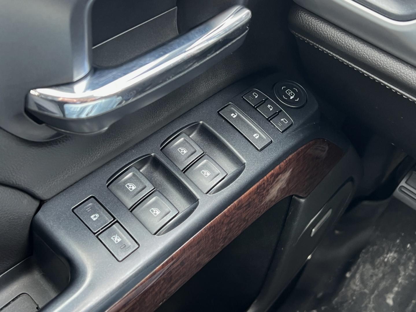 2018 MAROON /Black Leather GMC Sierra 1500 SLT Crew Cab Short Box 4WD (3GTU2NEC1JG) with an 5.3L V8 engine, Automatic transmission, located at 2990 Old Orchard Rd., Jackson, MO, 63755, 37.354214, -89.612106 - 2018 GMC Sierra 1500 SLT 1-Owner 151xxx miles 4x4 5.3L V8 Automatic Leather Navigation Power/Heated Seats Backup Camera Bluetooth Remote Start Cruise Power Windows/Locks/Mirrors We have financing available and we accept trades! Fill out a credit application on our website or come by to - Photo#27