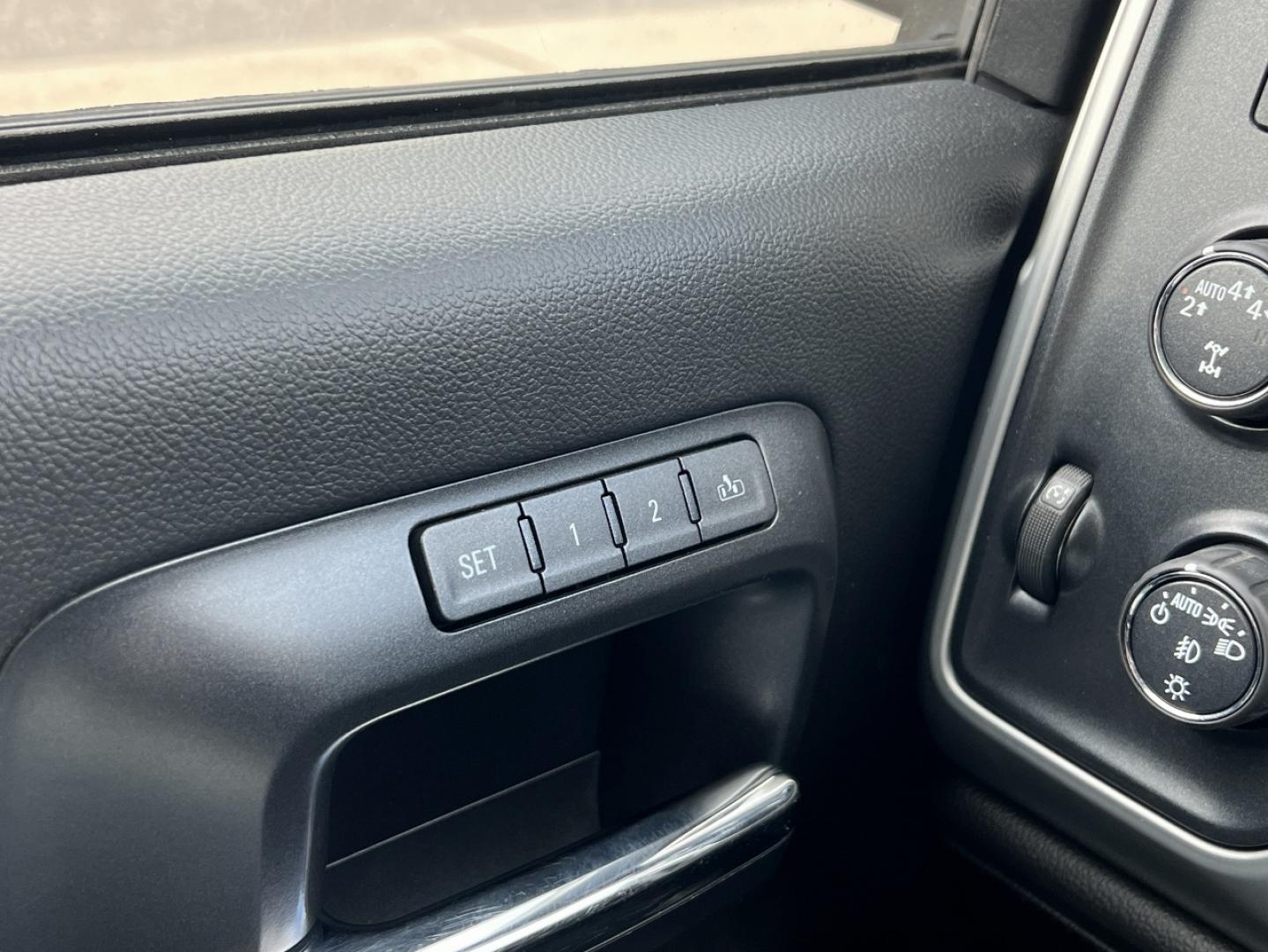 2018 MAROON /Black Leather GMC Sierra 1500 SLT Crew Cab Short Box 4WD (3GTU2NEC1JG) with an 5.3L V8 engine, Automatic transmission, located at 2990 Old Orchard Rd., Jackson, MO, 63755, 37.354214, -89.612106 - 2018 GMC Sierra 1500 SLT 1-Owner 151xxx miles 4x4 5.3L V8 Automatic Leather Navigation Power/Heated Seats Backup Camera Bluetooth Remote Start Cruise Power Windows/Locks/Mirrors We have financing available and we accept trades! Fill out a credit application on our website or come by to - Photo#28