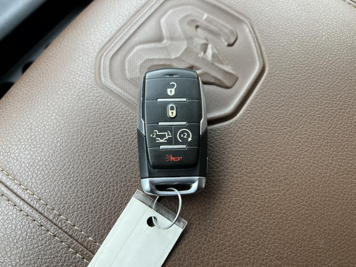 2019 BLUE /Tan Leather RAM 1500 Laramie Crew Cab SWB 4WD (1C6SRFJTXKN) with an 5.7L V8 engine, Automatic transmission, located at 2990 Old Orchard Rd., Jackson, MO, 63755, 37.354214, -89.612106 - 2019 Ram 1500 Laramie 1-Owner 126xxx miles 4x4 5.7L V8 Automatic Leather Navigation Power/Heated/Cooled Seats Heated Rear Seats Heated Steering Wheel Backup Camera Bluetooth Remote Start Cruise Power Windows/Locks/Mirrors We have financing available and we accept trades! Fill out a c - Photo#8