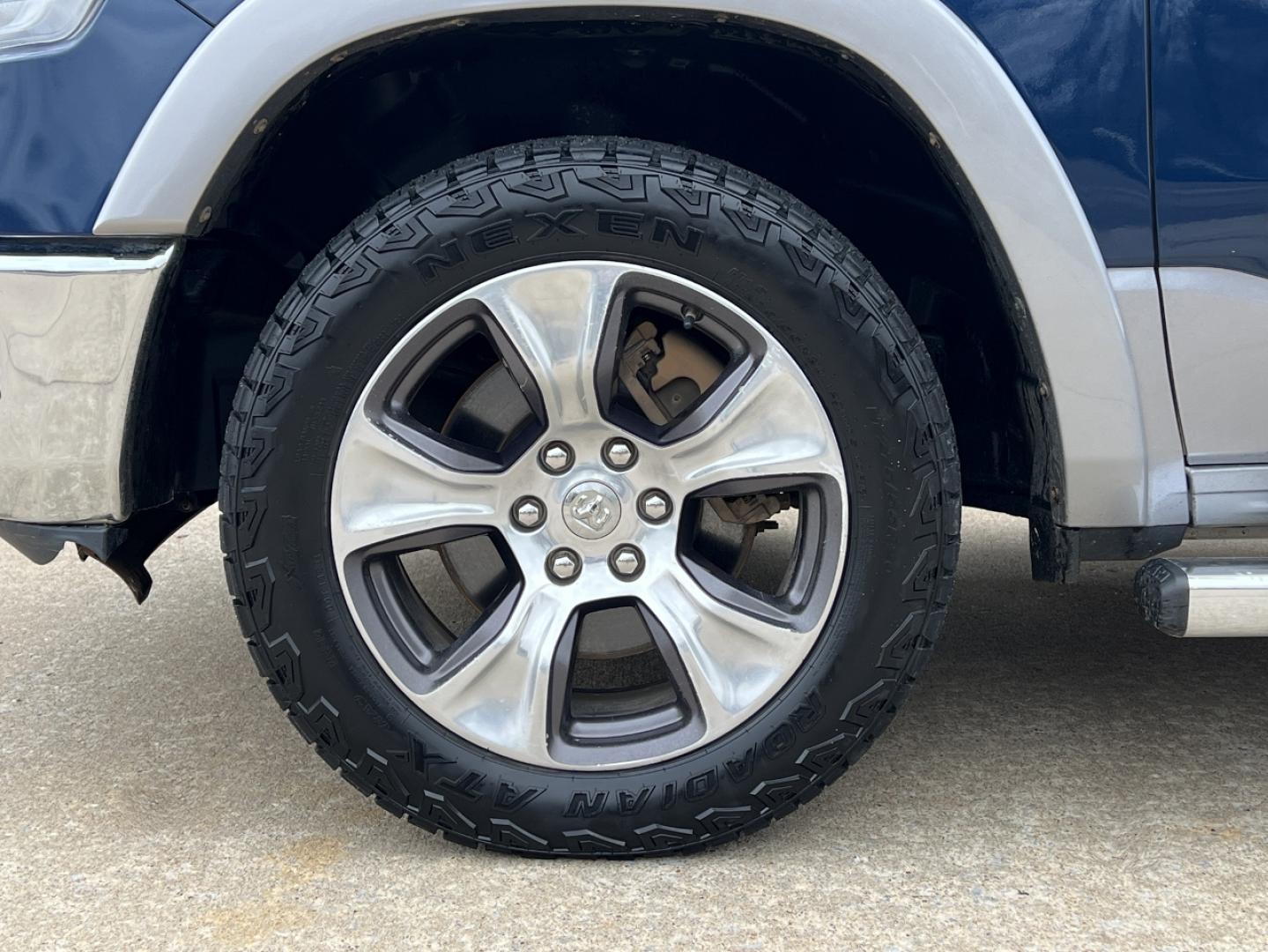 2019 BLUE /Tan Leather RAM 1500 Laramie Crew Cab SWB 4WD (1C6SRFJTXKN) with an 5.7L V8 engine, Automatic transmission, located at 2990 Old Orchard Rd., Jackson, MO, 63755, 37.354214, -89.612106 - 2019 Ram 1500 Laramie 1-Owner 126xxx miles 4x4 5.7L V8 Automatic Leather Navigation Power/Heated/Cooled Seats Heated Rear Seats Heated Steering Wheel Backup Camera Bluetooth Remote Start Cruise Power Windows/Locks/Mirrors We have financing available and we accept trades! Fill out a c - Photo#40