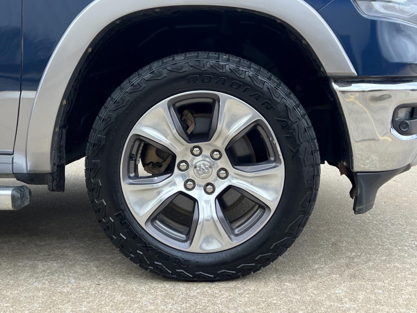 2019 BLUE /Tan Leather RAM 1500 Laramie Crew Cab SWB 4WD (1C6SRFJTXKN) with an 5.7L V8 engine, Automatic transmission, located at 2990 Old Orchard Rd., Jackson, MO, 63755, 37.354214, -89.612106 - 2019 Ram 1500 Laramie 1-Owner 126xxx miles 4x4 5.7L V8 Automatic Leather Navigation Power/Heated/Cooled Seats Heated Rear Seats Heated Steering Wheel Backup Camera Bluetooth Remote Start Cruise Power Windows/Locks/Mirrors We have financing available and we accept trades! Fill out a c - Photo#43
