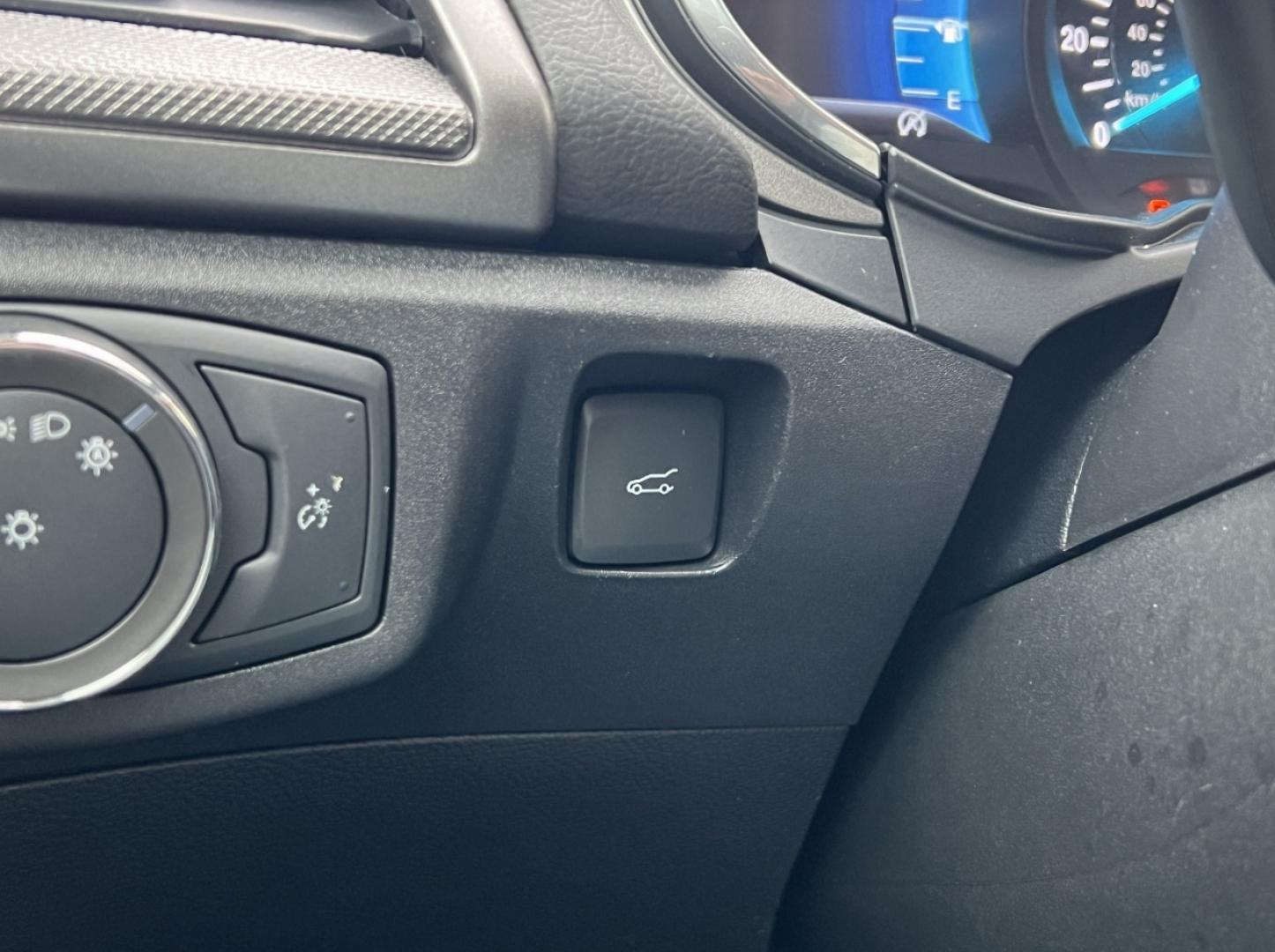 2020 GRAY /Black Cloth Ford Fusion SE (3FA6P0HD7LR) with an 1.5L 4 Cyl. engine, Automatic transmission, located at 2990 Old Orchard Rd., Jackson, MO, 63755, 37.354214, -89.612106 - 2020 Ford Fusion SE 1-Owner Only 40xxx miles Front Wheel Drive 1.5L 4 Cyl. Automatic Backup Camera Power Driver Seat Bluetooth Cruise Power Windows/Locks/Mirrors We have financing available and we accept trades! Fill out a credit application on our website or come by today! If you have a - Photo#29