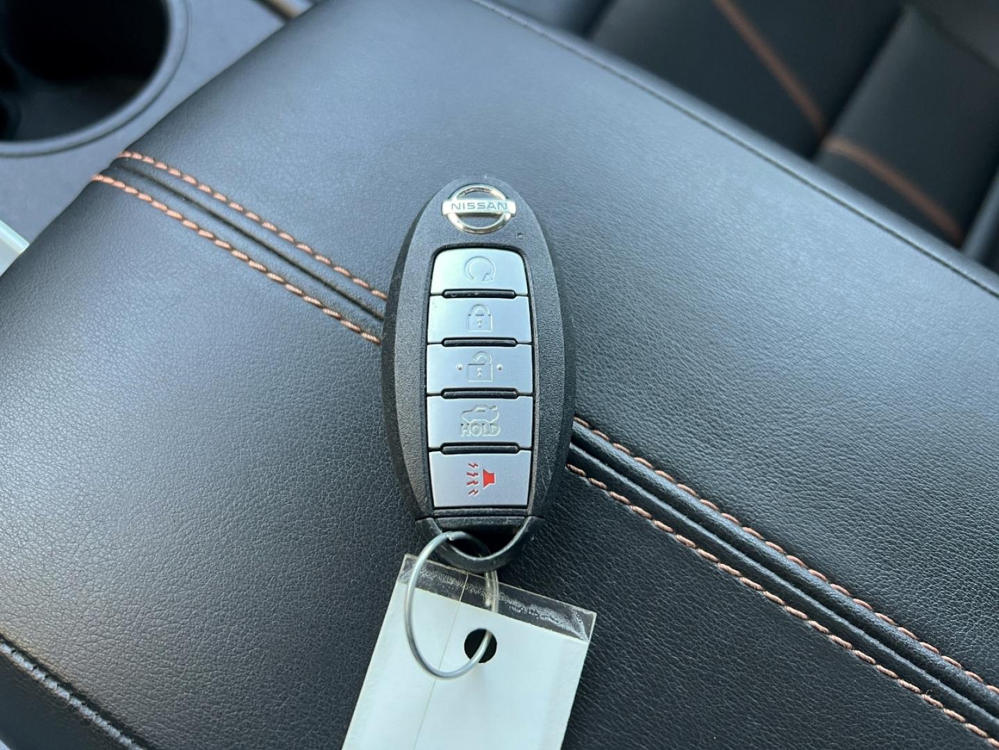 2022 BLACK /Black Leather Nissan Altima 2.5 SR (1N4BL4CVXNN) with an 2.5L 4 Cyl. engine, CVT transmission, located at 2990 Old Orchard Rd., Jackson, MO, 63755, 37.354214, -89.612106 - 2022 Nissan Altima SR 82xxx miles Front Wheel Drive 2.5L 4 Cyl. Automatic Leather Backup Camera Power Driver Seat Bluetooth Remote Start Cruise Power Windows/Locks/Mirrors We have financing available and we accept trades! Fill out a credit application on our website or come by today! If - Photo#4