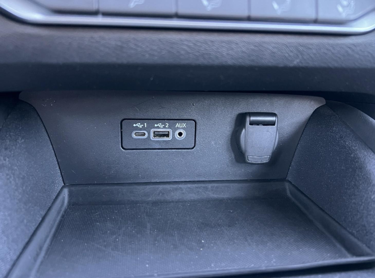 2022 BLACK /Black Leather Nissan Altima 2.5 SR (1N4BL4CVXNN) with an 2.5L 4 Cyl. engine, CVT transmission, located at 2990 Old Orchard Rd., Jackson, MO, 63755, 37.354214, -89.612106 - 2022 Nissan Altima SR 82xxx miles Front Wheel Drive 2.5L 4 Cyl. Automatic Leather Backup Camera Power Driver Seat Bluetooth Remote Start Cruise Power Windows/Locks/Mirrors We have financing available and we accept trades! Fill out a credit application on our website or come by today! If - Photo#26