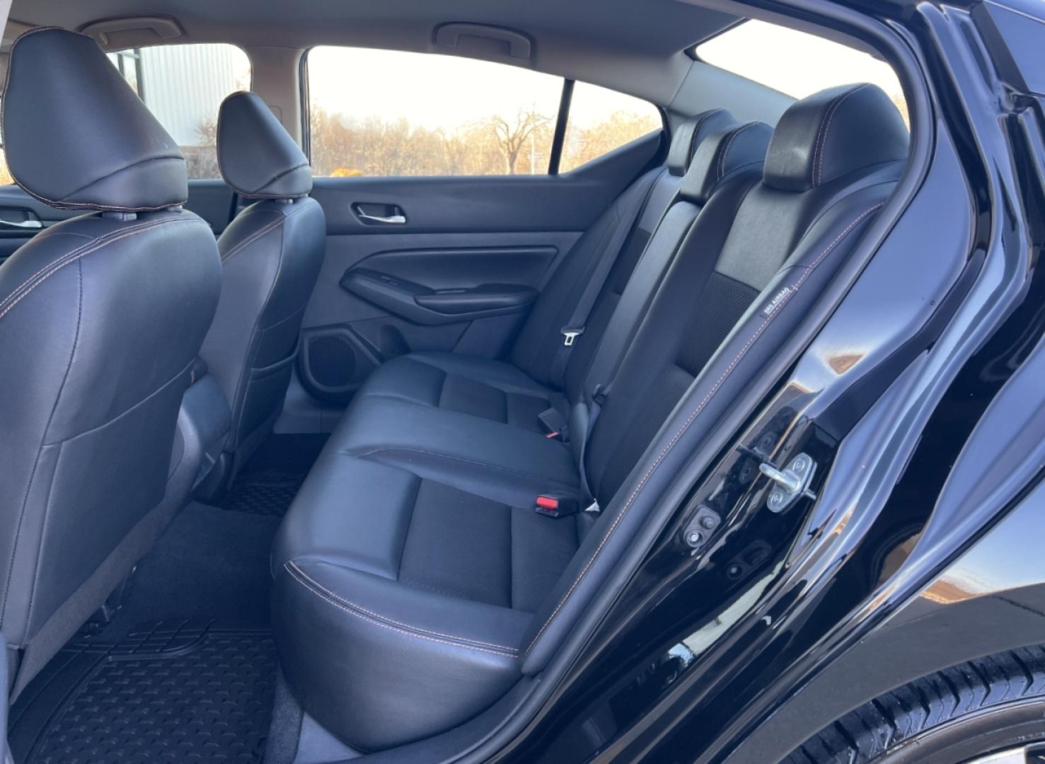 2022 BLACK /Black Leather Nissan Altima 2.5 SR (1N4BL4CVXNN) with an 2.5L 4 Cyl. engine, CVT transmission, located at 2990 Old Orchard Rd., Jackson, MO, 63755, 37.354214, -89.612106 - 2022 Nissan Altima SR 82xxx miles Front Wheel Drive 2.5L 4 Cyl. Automatic Leather Backup Camera Power Driver Seat Bluetooth Remote Start Cruise Power Windows/Locks/Mirrors We have financing available and we accept trades! Fill out a credit application on our website or come by today! If - Photo#16