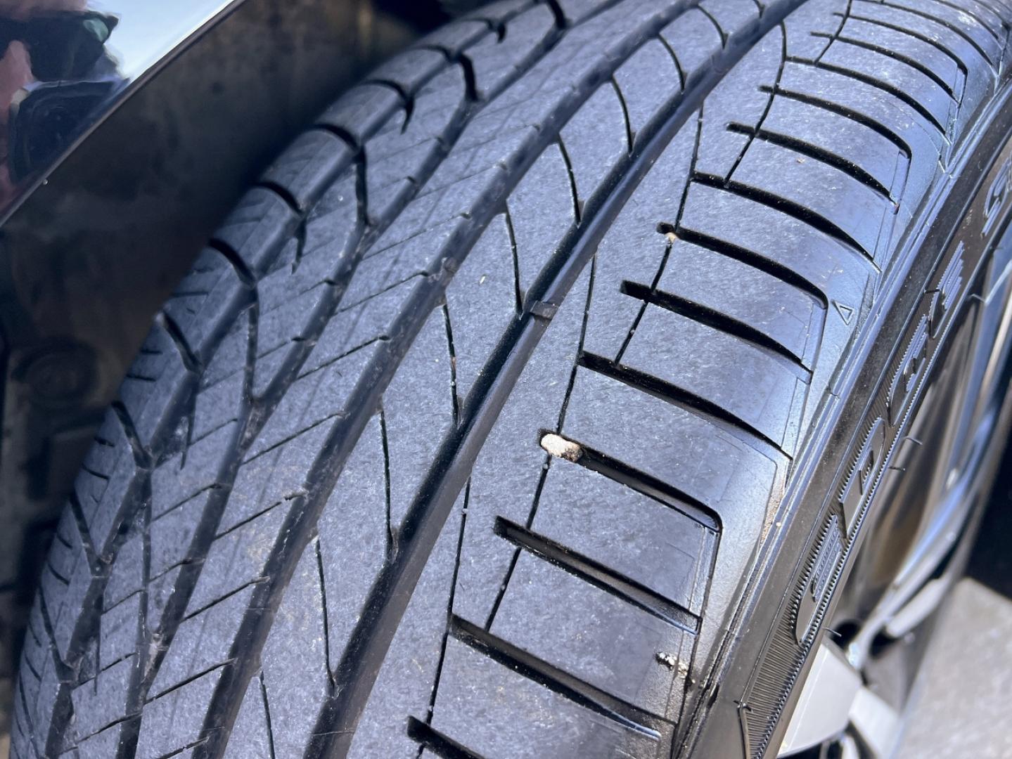 2022 BLACK /Black Leather Nissan Altima 2.5 SR (1N4BL4CVXNN) with an 2.5L 4 Cyl. engine, CVT transmission, located at 2990 Old Orchard Rd., Jackson, MO, 63755, 37.354214, -89.612106 - 2022 Nissan Altima SR 82xxx miles Front Wheel Drive 2.5L 4 Cyl. Automatic Leather Backup Camera Power Driver Seat Bluetooth Remote Start Cruise Power Windows/Locks/Mirrors We have financing available and we accept trades! Fill out a credit application on our website or come by today! If - Photo#32