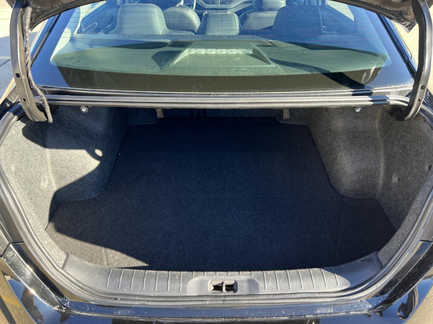 2022 BLACK /Black Leather Nissan Altima 2.5 SR (1N4BL4CVXNN) with an 2.5L 4 Cyl. engine, CVT transmission, located at 2990 Old Orchard Rd., Jackson, MO, 63755, 37.354214, -89.612106 - 2022 Nissan Altima SR 82xxx miles Front Wheel Drive 2.5L 4 Cyl. Automatic Leather Backup Camera Power Driver Seat Bluetooth Remote Start Cruise Power Windows/Locks/Mirrors We have financing available and we accept trades! Fill out a credit application on our website or come by today! If - Photo#19