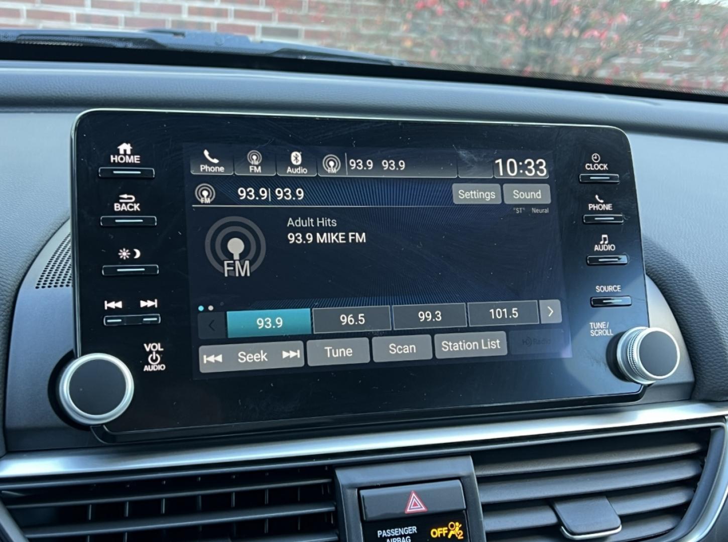 2020 GOLD /Tan Leather Honda Accord EX-L (1HGCV1F54LA) with an 1.5L 4 Cyl. TURBO engine, Automatic transmission, located at 2990 Old Orchard Rd., Jackson, MO, 63755, 37.354214, -89.612106 - 2020 Honda Accord EX-L 123xxx miles Front Wheel Drive 1.5L 4 Cyl. Automatic Leather Backup Camera Power/Heated Seats Sunroof Bluetooth Remote Start Cruise Power Windows/Locks/Mirrors We have financing available and we accept trades! Fill out a credit application on our website or come b - Photo#27