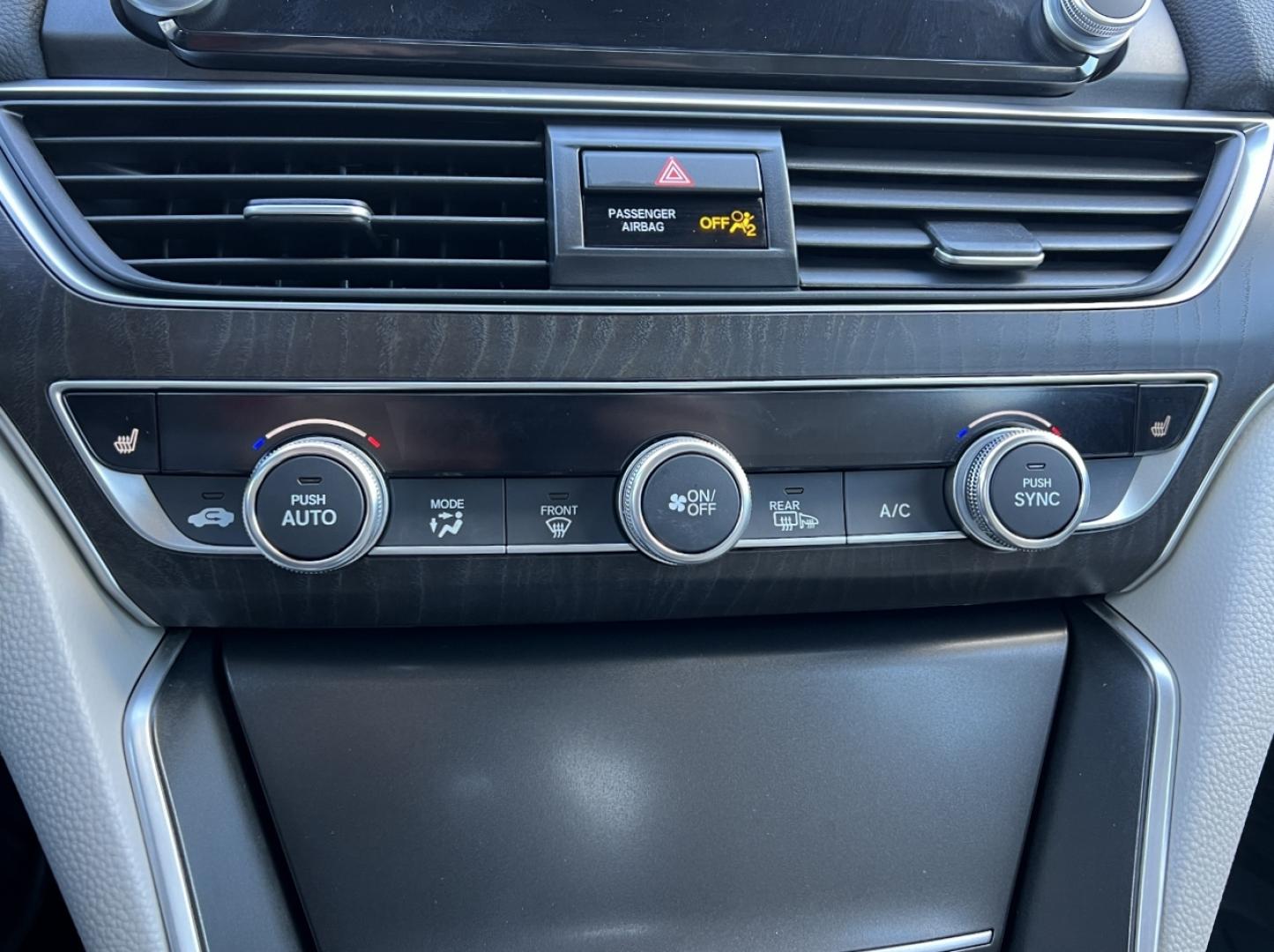 2020 GOLD /Tan Leather Honda Accord EX-L (1HGCV1F54LA) with an 1.5L 4 Cyl. TURBO engine, Automatic transmission, located at 2990 Old Orchard Rd., Jackson, MO, 63755, 37.354214, -89.612106 - 2020 Honda Accord EX-L 123xxx miles Front Wheel Drive 1.5L 4 Cyl. Automatic Leather Backup Camera Power/Heated Seats Sunroof Bluetooth Remote Start Cruise Power Windows/Locks/Mirrors We have financing available and we accept trades! Fill out a credit application on our website or come b - Photo#3