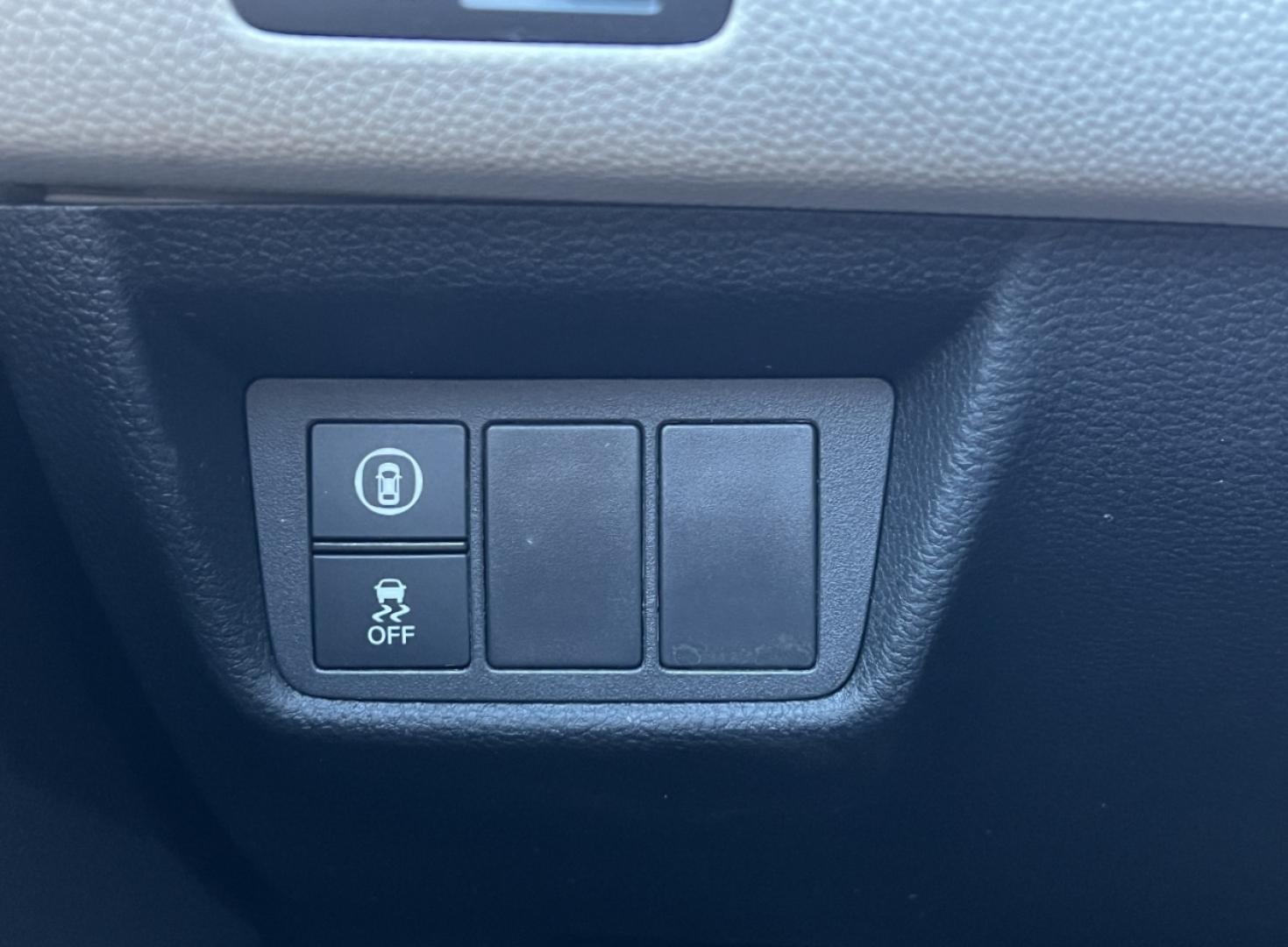 2020 GOLD /Tan Leather Honda Accord EX-L (1HGCV1F54LA) with an 1.5L 4 Cyl. TURBO engine, Automatic transmission, located at 2990 Old Orchard Rd., Jackson, MO, 63755, 37.354214, -89.612106 - 2020 Honda Accord EX-L 123xxx miles Front Wheel Drive 1.5L 4 Cyl. Automatic Leather Backup Camera Power/Heated Seats Sunroof Bluetooth Remote Start Cruise Power Windows/Locks/Mirrors We have financing available and we accept trades! Fill out a credit application on our website or come b - Photo#32