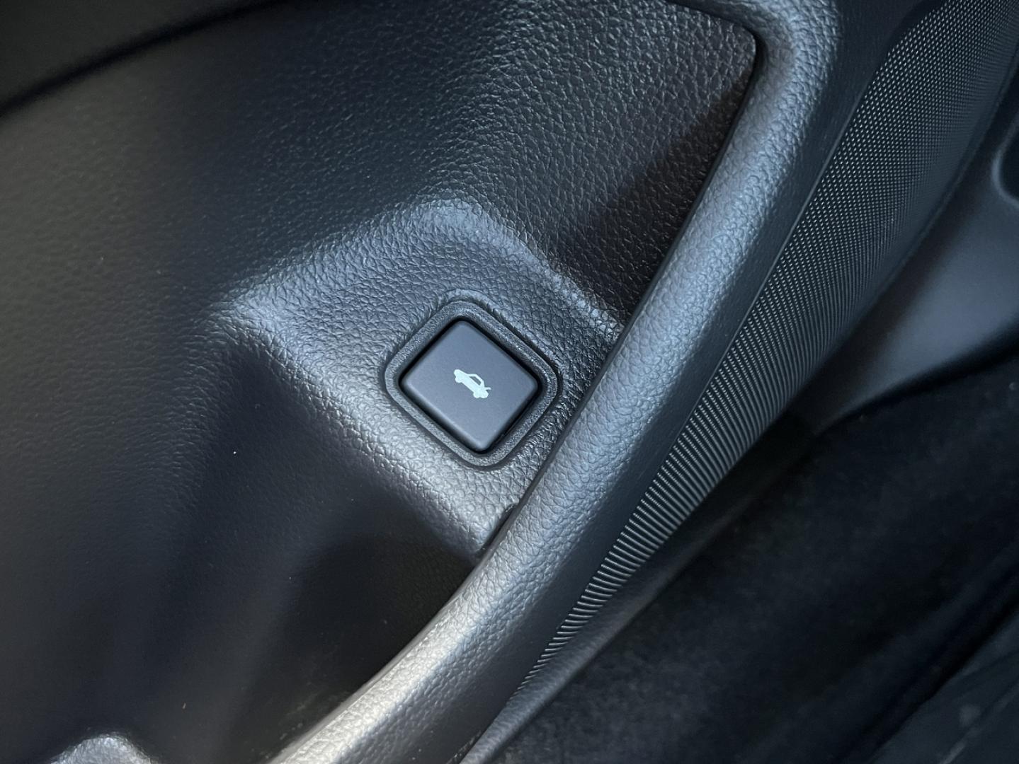 2020 GOLD /Tan Leather Honda Accord EX-L (1HGCV1F54LA) with an 1.5L 4 Cyl. TURBO engine, Automatic transmission, located at 2990 Old Orchard Rd., Jackson, MO, 63755, 37.354214, -89.612106 - 2020 Honda Accord EX-L 123xxx miles Front Wheel Drive 1.5L 4 Cyl. Automatic Leather Backup Camera Power/Heated Seats Sunroof Bluetooth Remote Start Cruise Power Windows/Locks/Mirrors We have financing available and we accept trades! Fill out a credit application on our website or come b - Photo#31