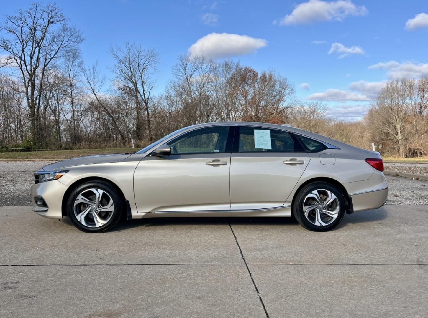 2020 GOLD /Tan Leather Honda Accord EX-L (1HGCV1F54LA) with an 1.5L 4 Cyl. TURBO engine, Automatic transmission, located at 2990 Old Orchard Rd., Jackson, MO, 63755, 37.354214, -89.612106 - 2020 Honda Accord EX-L 123xxx miles Front Wheel Drive 1.5L 4 Cyl. Automatic Leather Backup Camera Power/Heated Seats Sunroof Bluetooth Remote Start Cruise Power Windows/Locks/Mirrors We have financing available and we accept trades! Fill out a credit application on our website or come b - Photo#8