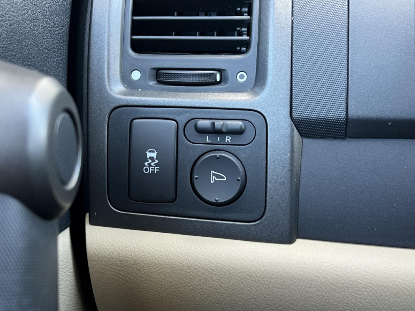 2010 Green /Tan Leather Honda CR-V EX-L 4WD (JHLRE4H73AC) with an 2.4L 4 Cyl. engine, Automatic transmission, located at 2990 Old Orchard Rd., Jackson, MO, 63755, 37.354214, -89.612106 - 2010 Honda CR-V EX-L 113xxx miles 4 Wheel Drive 2.4L 4 Cyl. Automatic Leather New Tires Power Driver Seat Heated Seats Sunroof Cruise Power Windows/Locks/Mirrors We have financing available and we accept trades! Fill out a credit application on our website or come by today! If you have - Photo#26