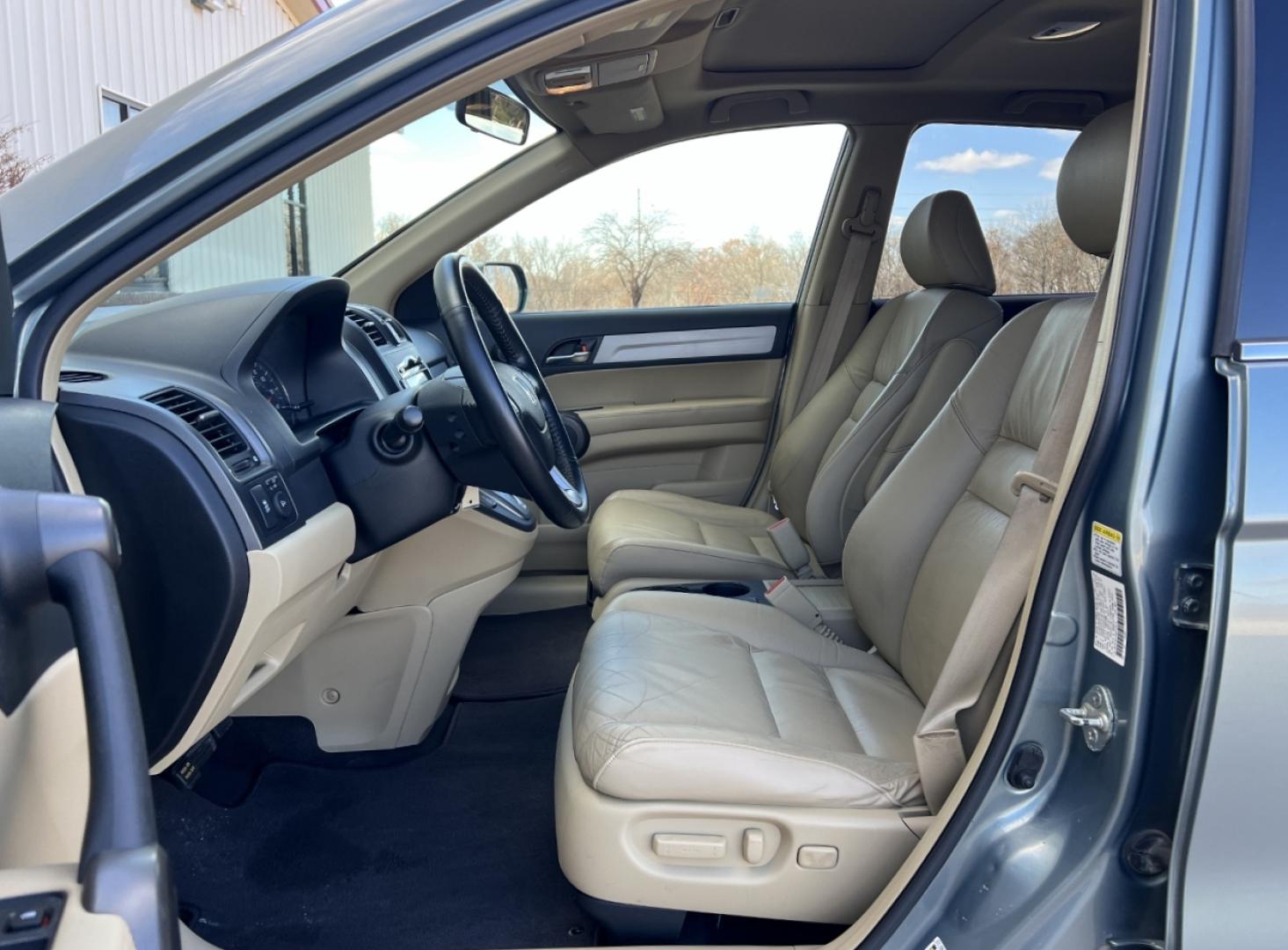 2010 Green /Tan Leather Honda CR-V EX-L 4WD (JHLRE4H73AC) with an 2.4L 4 Cyl. engine, Automatic transmission, located at 2990 Old Orchard Rd., Jackson, MO, 63755, 37.354214, -89.612106 - 2010 Honda CR-V EX-L 113xxx miles 4 Wheel Drive 2.4L 4 Cyl. Automatic Leather New Tires Power Driver Seat Heated Seats Sunroof Cruise Power Windows/Locks/Mirrors We have financing available and we accept trades! Fill out a credit application on our website or come by today! If you have - Photo#13