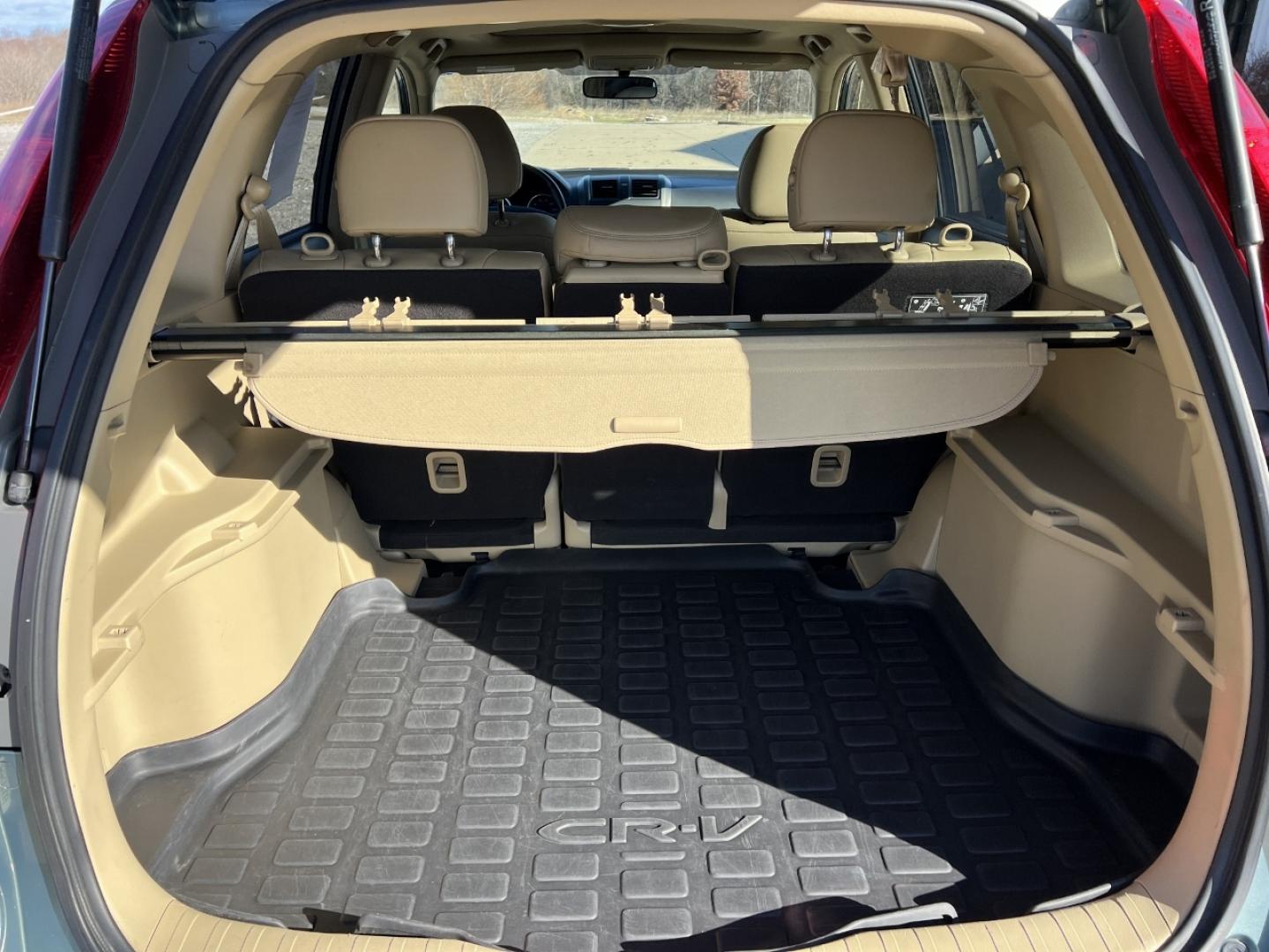 2010 Green /Tan Leather Honda CR-V EX-L 4WD (JHLRE4H73AC) with an 2.4L 4 Cyl. engine, Automatic transmission, located at 2990 Old Orchard Rd., Jackson, MO, 63755, 37.354214, -89.612106 - 2010 Honda CR-V EX-L 113xxx miles 4 Wheel Drive 2.4L 4 Cyl. Automatic Leather New Tires Power Driver Seat Heated Seats Sunroof Cruise Power Windows/Locks/Mirrors We have financing available and we accept trades! Fill out a credit application on our website or come by today! If you have - Photo#19