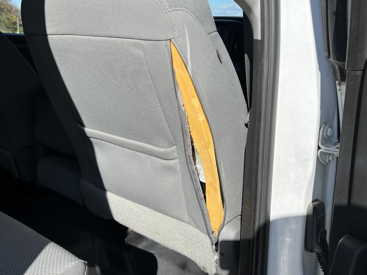 2018 WHITE /Gray Cloth Chevrolet Silverado 2500HD Work Truck Crew Cab 2WD (1GC1CUEG9JF) with an 6.0L V8 engine, Automatic transmission, located at 2990 Old Orchard Rd., Jackson, MO, 63755, 37.354214, -89.612106 - 2018 Chevrolet Silverado 2500HD 1-Owner 268xxx miles Rear Wheel Drive 6.0L V8 Automatic Cruise Power Windows/Locks/Mirrors We have financing available and we accept trades! Fill out a credit application on our website or come by today! If you have any questions, give us a call at (573) 204- - Photo#42