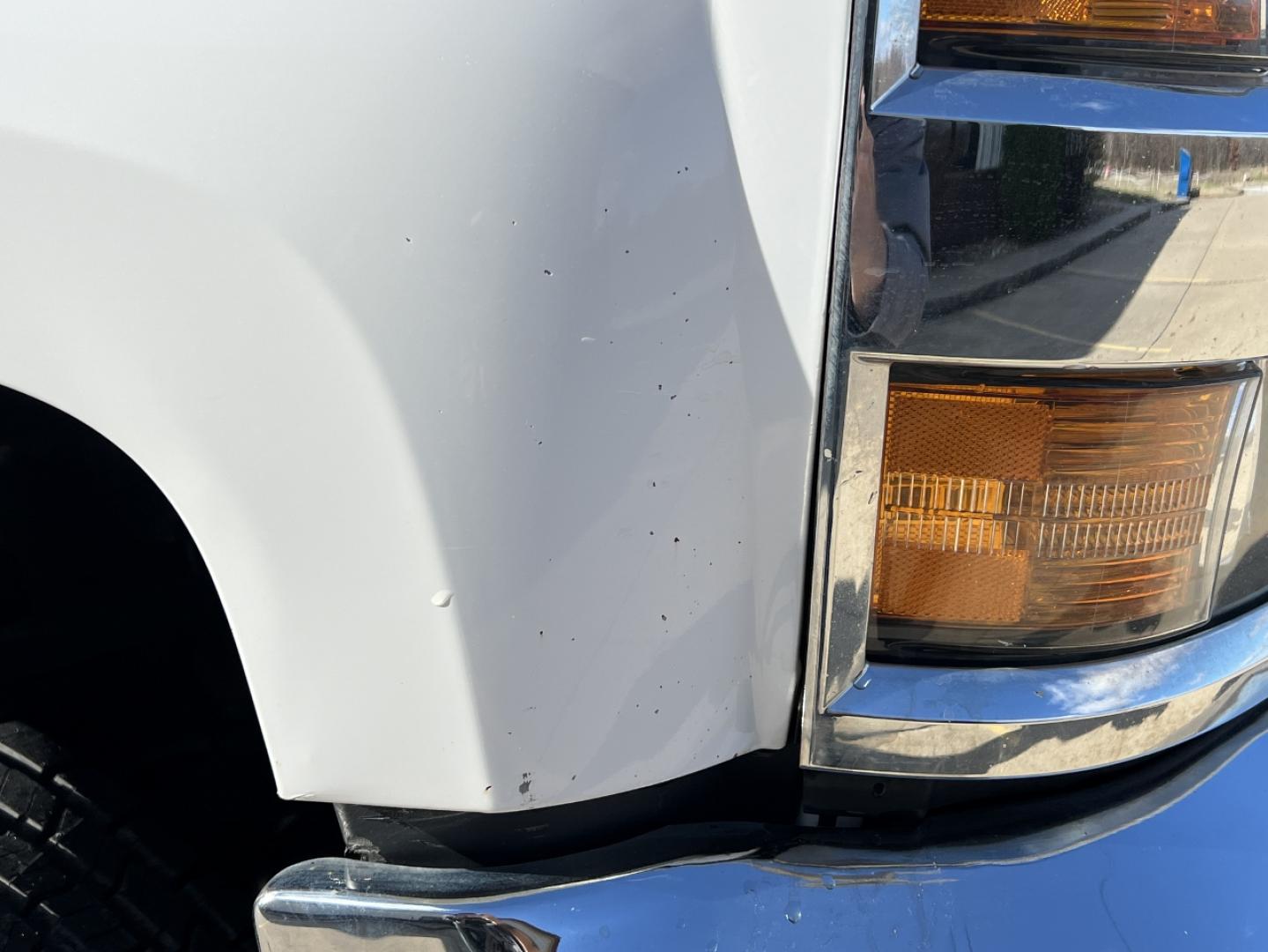 2018 WHITE /Gray Cloth Chevrolet Silverado 2500HD Work Truck Crew Cab 2WD (1GC1CUEG9JF) with an 6.0L V8 engine, Automatic transmission, located at 2990 Old Orchard Rd., Jackson, MO, 63755, 37.354214, -89.612106 - 2018 Chevrolet Silverado 2500HD 1-Owner 268xxx miles Rear Wheel Drive 6.0L V8 Automatic Cruise Power Windows/Locks/Mirrors We have financing available and we accept trades! Fill out a credit application on our website or come by today! If you have any questions, give us a call at (573) 204- - Photo#28