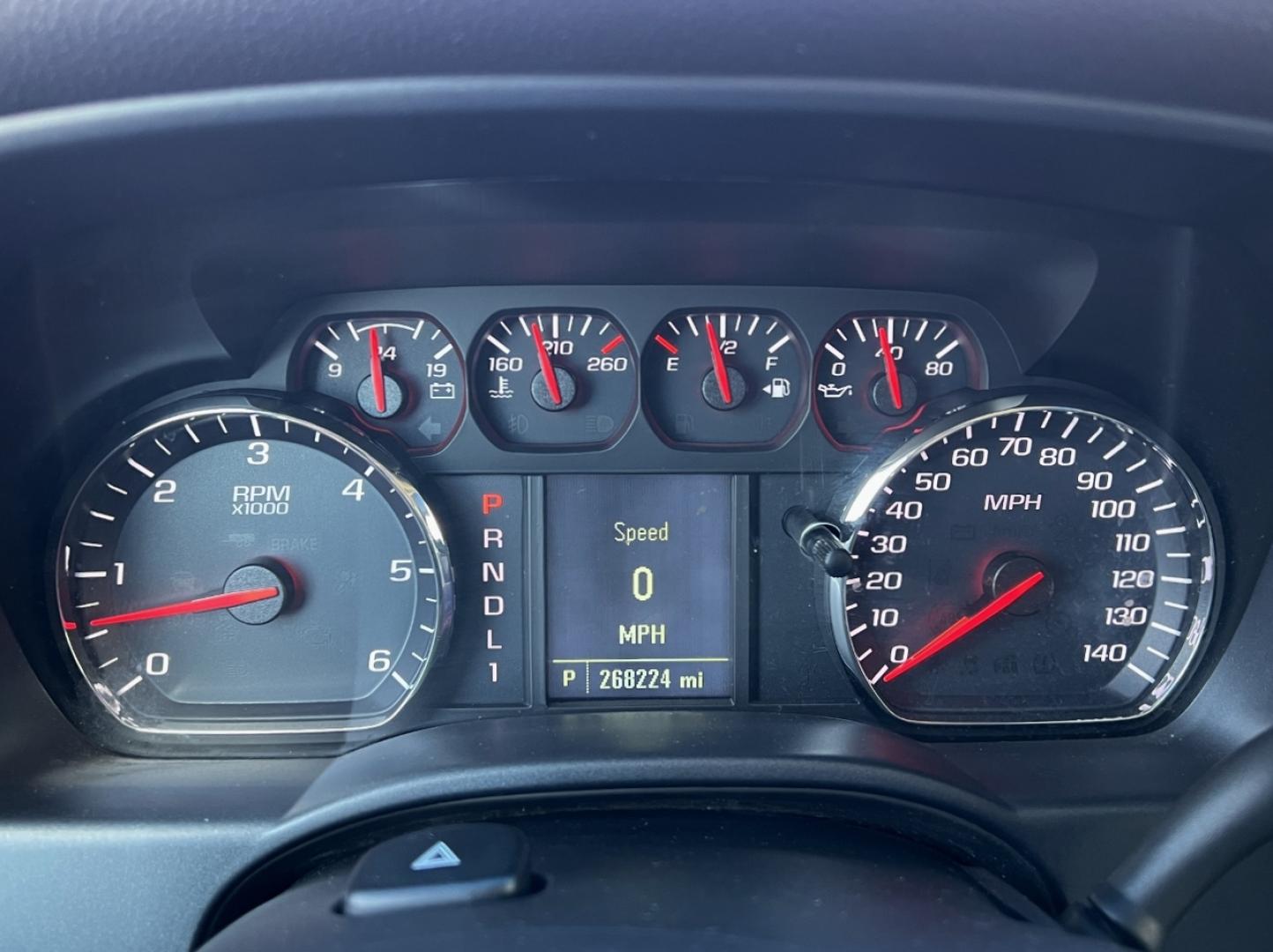 2018 WHITE /Gray Cloth Chevrolet Silverado 2500HD Work Truck Crew Cab 2WD (1GC1CUEG9JF) with an 6.0L V8 engine, Automatic transmission, located at 2990 Old Orchard Rd., Jackson, MO, 63755, 37.354214, -89.612106 - 2018 Chevrolet Silverado 2500HD 1-Owner 268xxx miles Rear Wheel Drive 6.0L V8 Automatic Cruise Power Windows/Locks/Mirrors We have financing available and we accept trades! Fill out a credit application on our website or come by today! If you have any questions, give us a call at (573) 204- - Photo#1