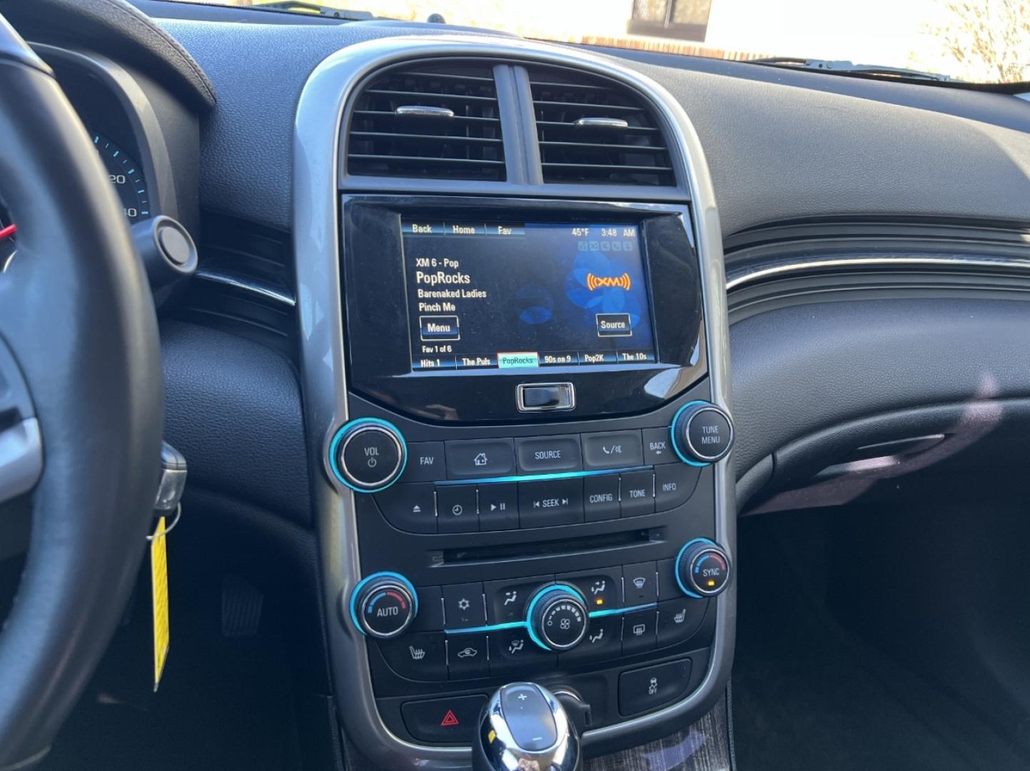 2016 SILVER /Black Leather Chevrolet Malibu Limited LTZ (1G11E5SA7GF) with an 2.5L 4 Cyl. engine, Automatic transmission, located at 2990 Old Orchard Rd., Jackson, MO, 63755, 37.354214, -89.612106 - 2016 Chevrolet Malibu Limited LTZ 114xxx miles Front Wheel Drive 2.5L 4 Cyl. Automatic Leather Power/Heated Seats Bluetooth Remote Start Cruise Power Windows/Locks/Mirrors We have financing available and we accept trades! Fill out a credit application on our website or come by today! If - Photo#23