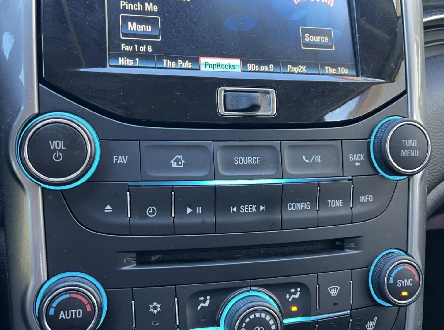 2016 SILVER /Black Leather Chevrolet Malibu Limited LTZ (1G11E5SA7GF) with an 2.5L 4 Cyl. engine, Automatic transmission, located at 2990 Old Orchard Rd., Jackson, MO, 63755, 37.354214, -89.612106 - 2016 Chevrolet Malibu Limited LTZ 114xxx miles Front Wheel Drive 2.5L 4 Cyl. Automatic Leather Power/Heated Seats Bluetooth Remote Start Cruise Power Windows/Locks/Mirrors We have financing available and we accept trades! Fill out a credit application on our website or come by today! If - Photo#25