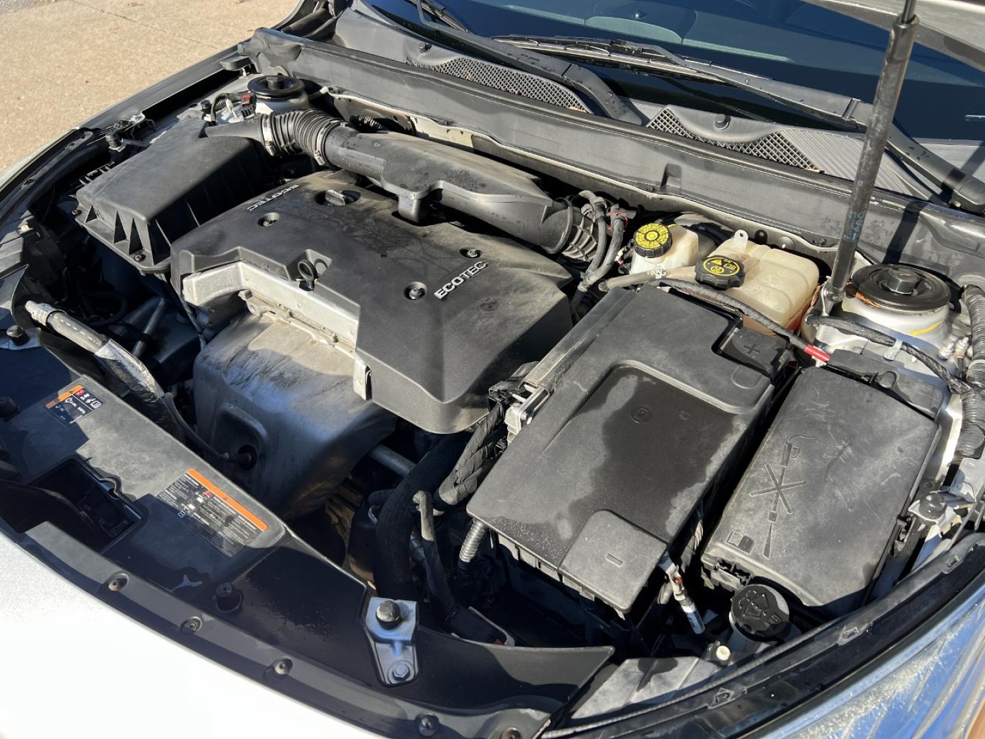 2016 SILVER /Black Leather Chevrolet Malibu Limited LTZ (1G11E5SA7GF) with an 2.5L 4 Cyl. engine, Automatic transmission, located at 2990 Old Orchard Rd., Jackson, MO, 63755, 37.354214, -89.612106 - 2016 Chevrolet Malibu Limited LTZ 114xxx miles Front Wheel Drive 2.5L 4 Cyl. Automatic Leather Power/Heated Seats Bluetooth Remote Start Cruise Power Windows/Locks/Mirrors We have financing available and we accept trades! Fill out a credit application on our website or come by today! If - Photo#30