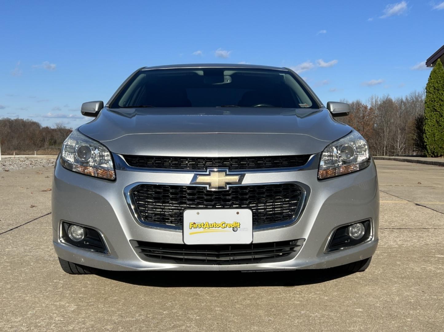 2016 SILVER /Black Leather Chevrolet Malibu Limited LTZ (1G11E5SA7GF) with an 2.5L 4 Cyl. engine, Automatic transmission, located at 2990 Old Orchard Rd., Jackson, MO, 63755, 37.354214, -89.612106 - 2016 Chevrolet Malibu Limited LTZ 114xxx miles Front Wheel Drive 2.5L 4 Cyl. Automatic Leather Power/Heated Seats Bluetooth Remote Start Cruise Power Windows/Locks/Mirrors We have financing available and we accept trades! Fill out a credit application on our website or come by today! If - Photo#11