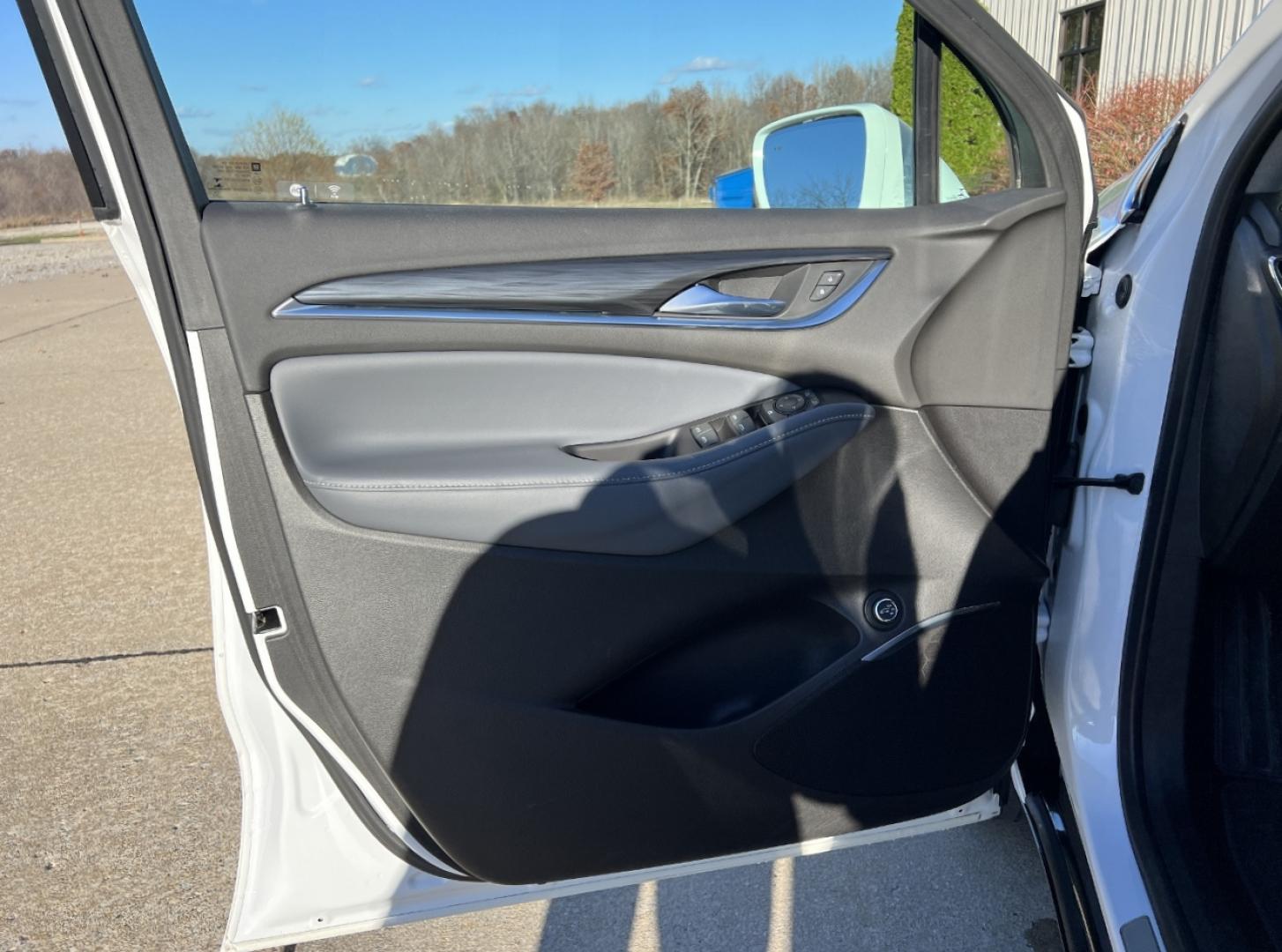 2019 WHITE /Gray Leather Buick Enclave Essence FWD (5GAERBKW8KJ) with an 3.6L V6 engine, Automatic transmission, located at 2990 Old Orchard Rd., Jackson, MO, 63755, 37.354214, -89.612106 - 2019 Buick Enclave Essence 1-Owner Only 59xxx miles Front Wheel Drive 3.6L V6 Automatic Leather 3rd Row Backup Camera Power/Heated Seats Sunroof Bluetooth Remote Start Cruise Power Windows/Locks/Mirrors We have financing available and we accept trades! Fill out a credit application on - Photo#14